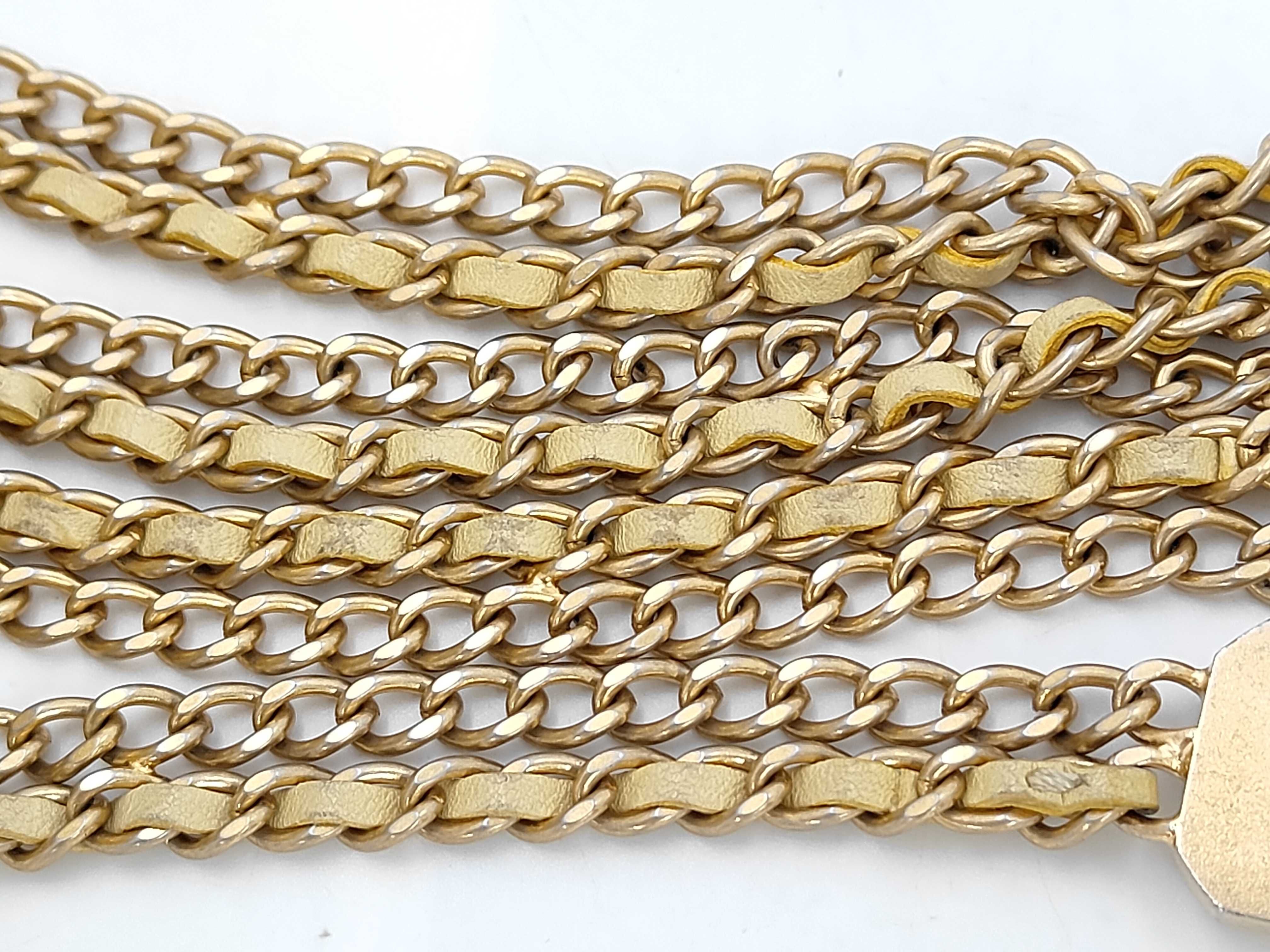 Matelassé Box Chain Shoulder Bag — view 6