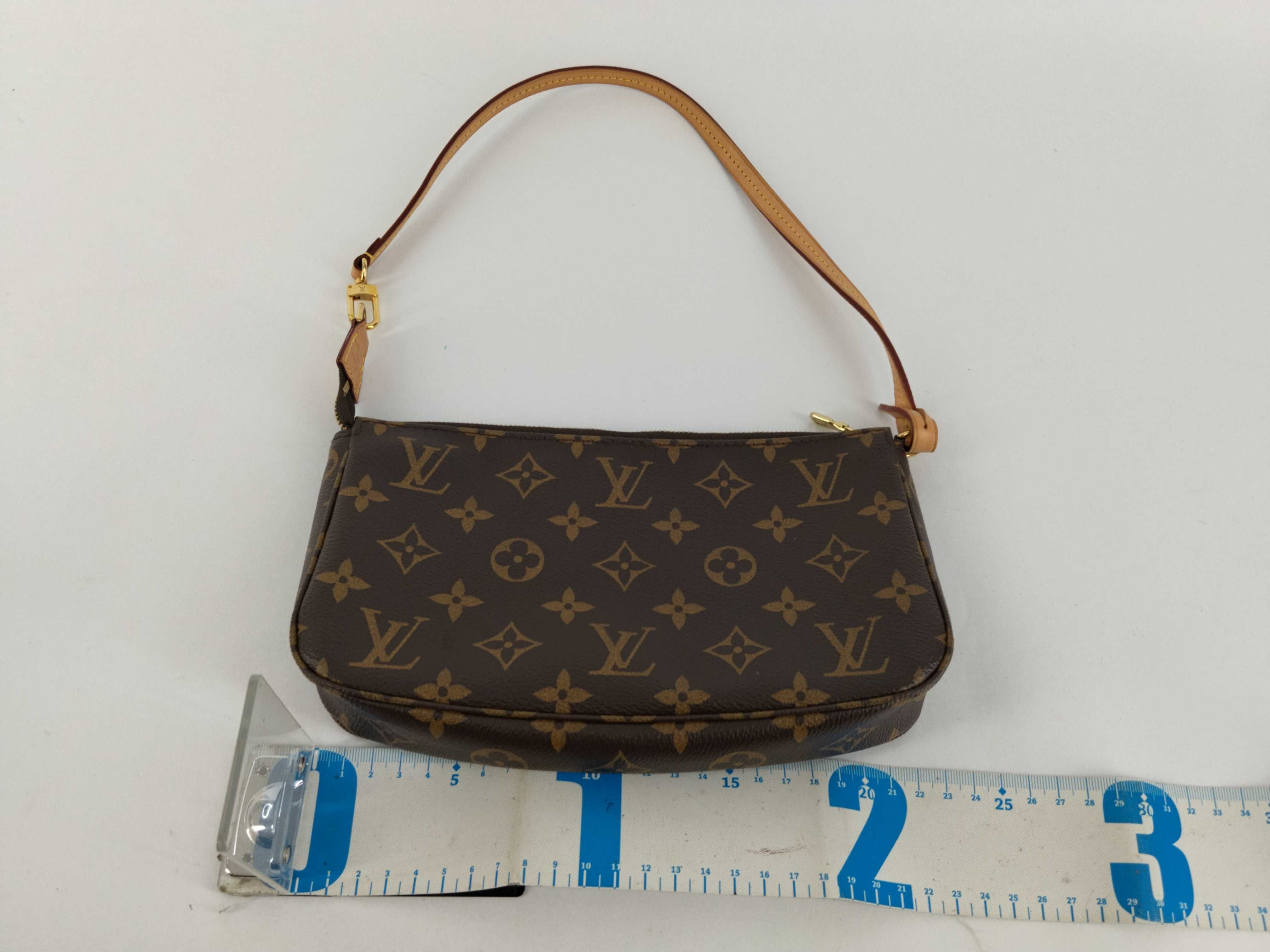 Monogram Louis Vuitton Monogram Pochette Accessoires New Model Accessory Pouch M40712 Pouch — view 2