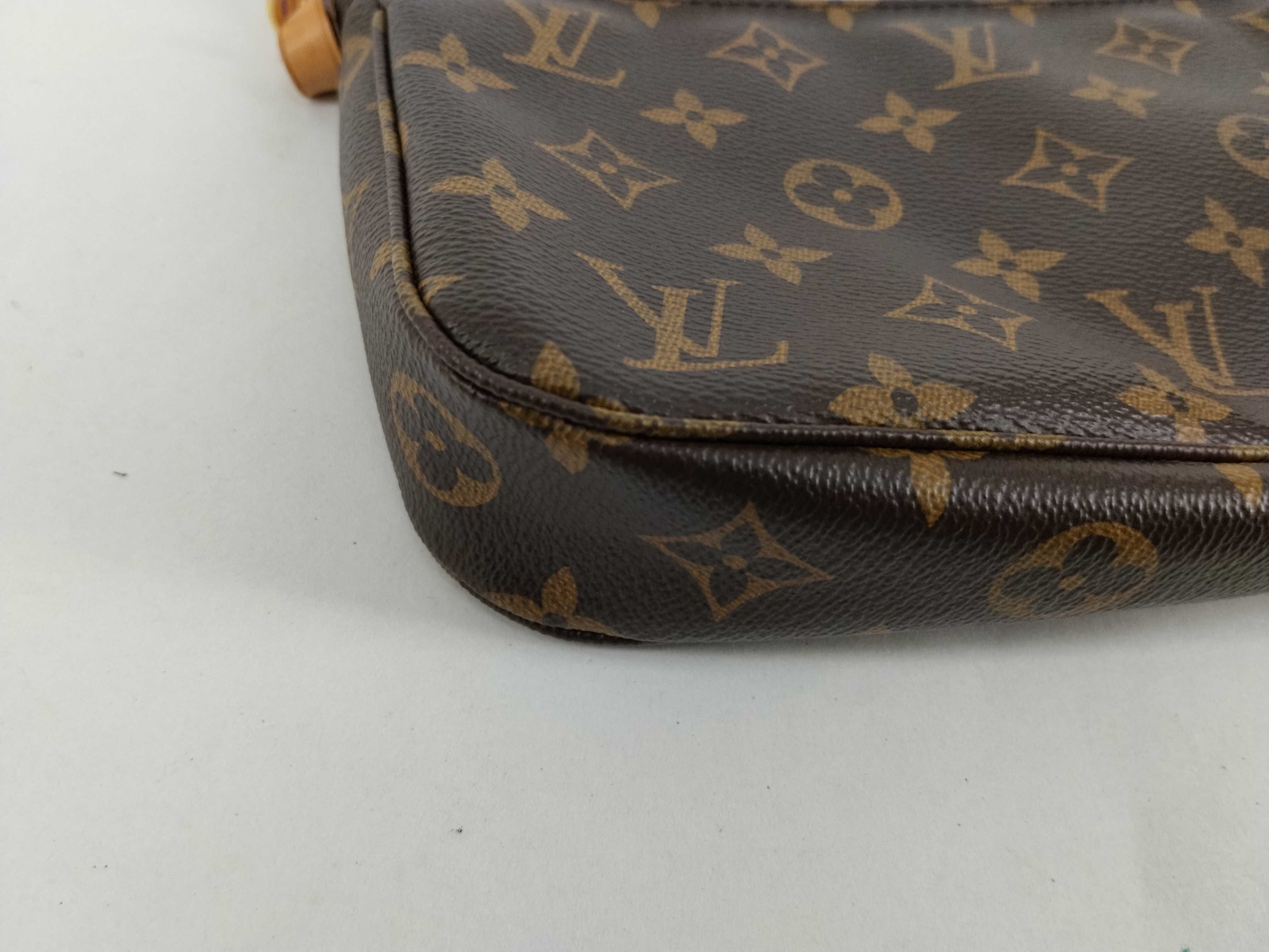 Monogram Louis Vuitton Monogram Pochette Accessoires New Model Accessory Pouch M40712 Pouch — view 7
