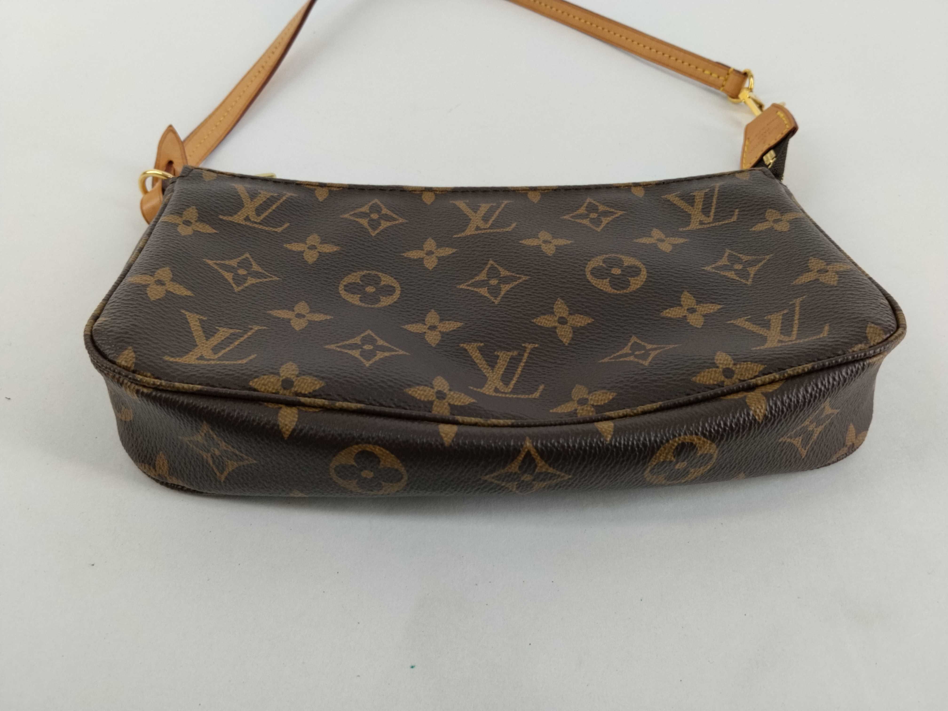 Monogram Louis Vuitton Monogram Pochette Accessoires New Model Accessory Pouch M40712 Pouch — view 8
