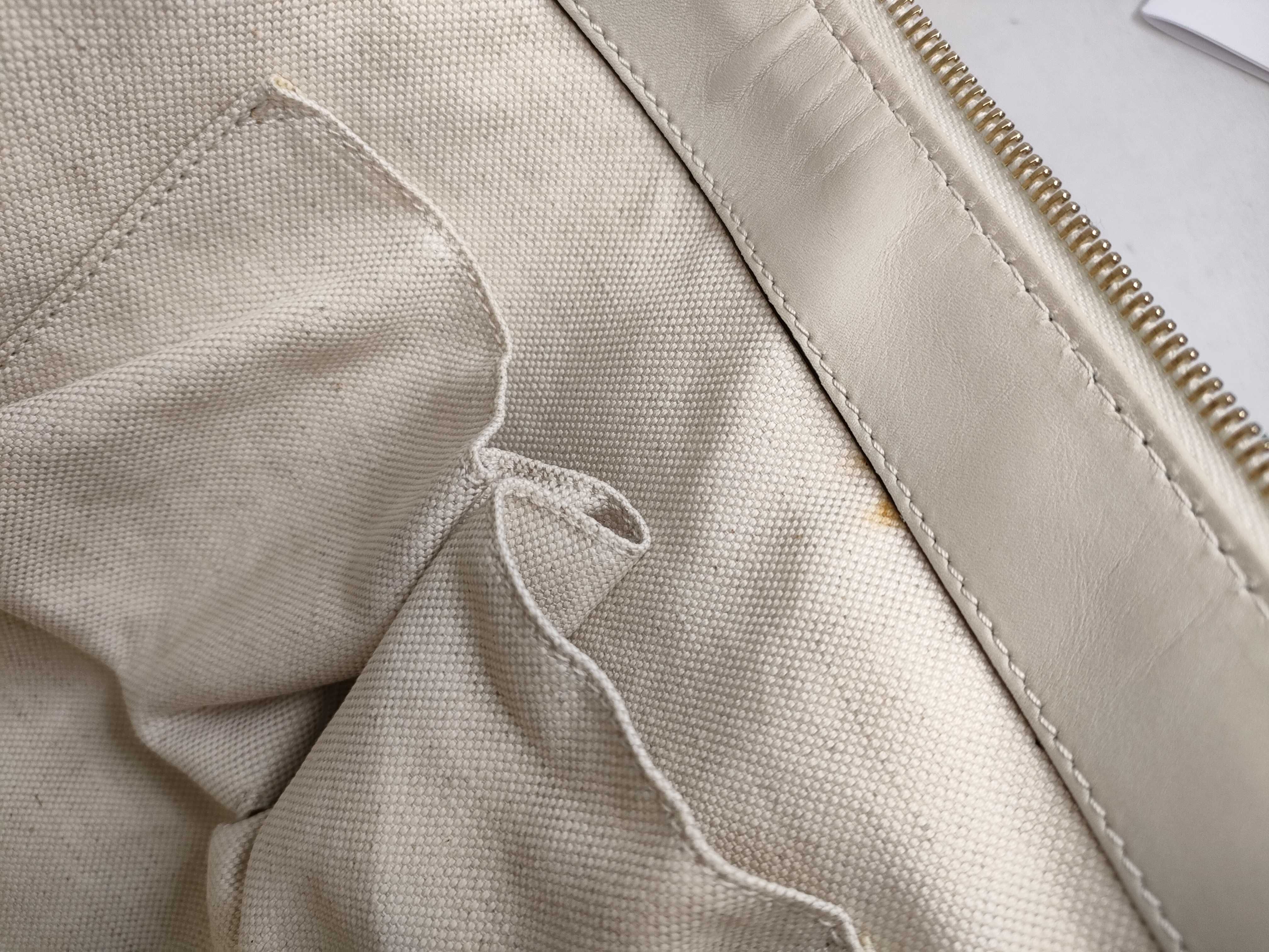 GG Canvas Gucci Lovely Handbag — view 13