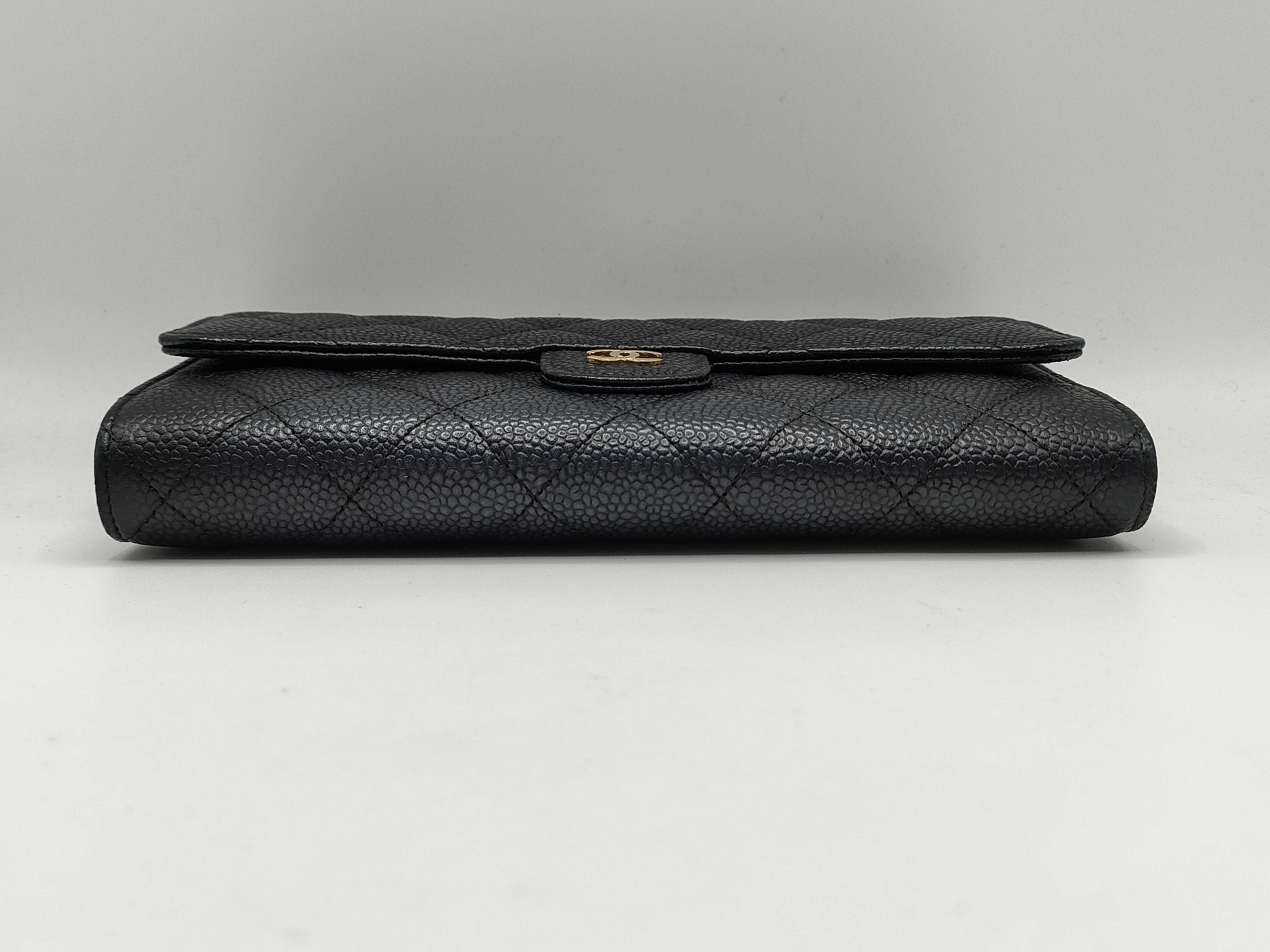 Caviar Skin Coco Mark Matelassé Long Wallet — view 3