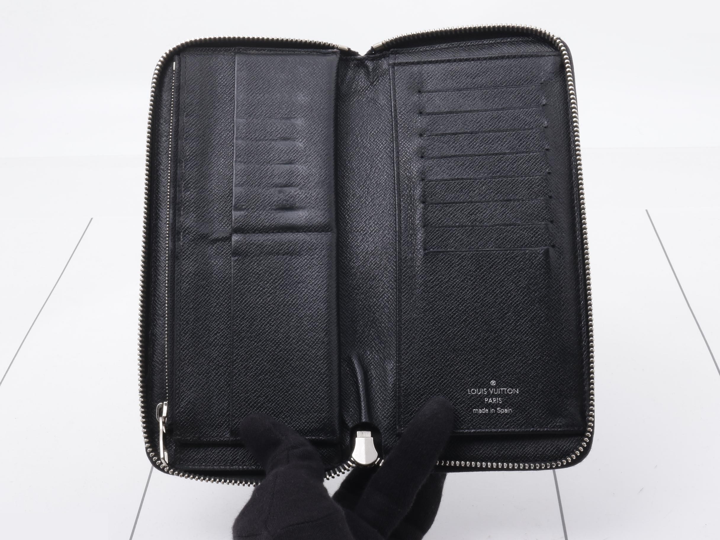 Zippy Wallet Vertical Round Zipper Long Wallet — view 4