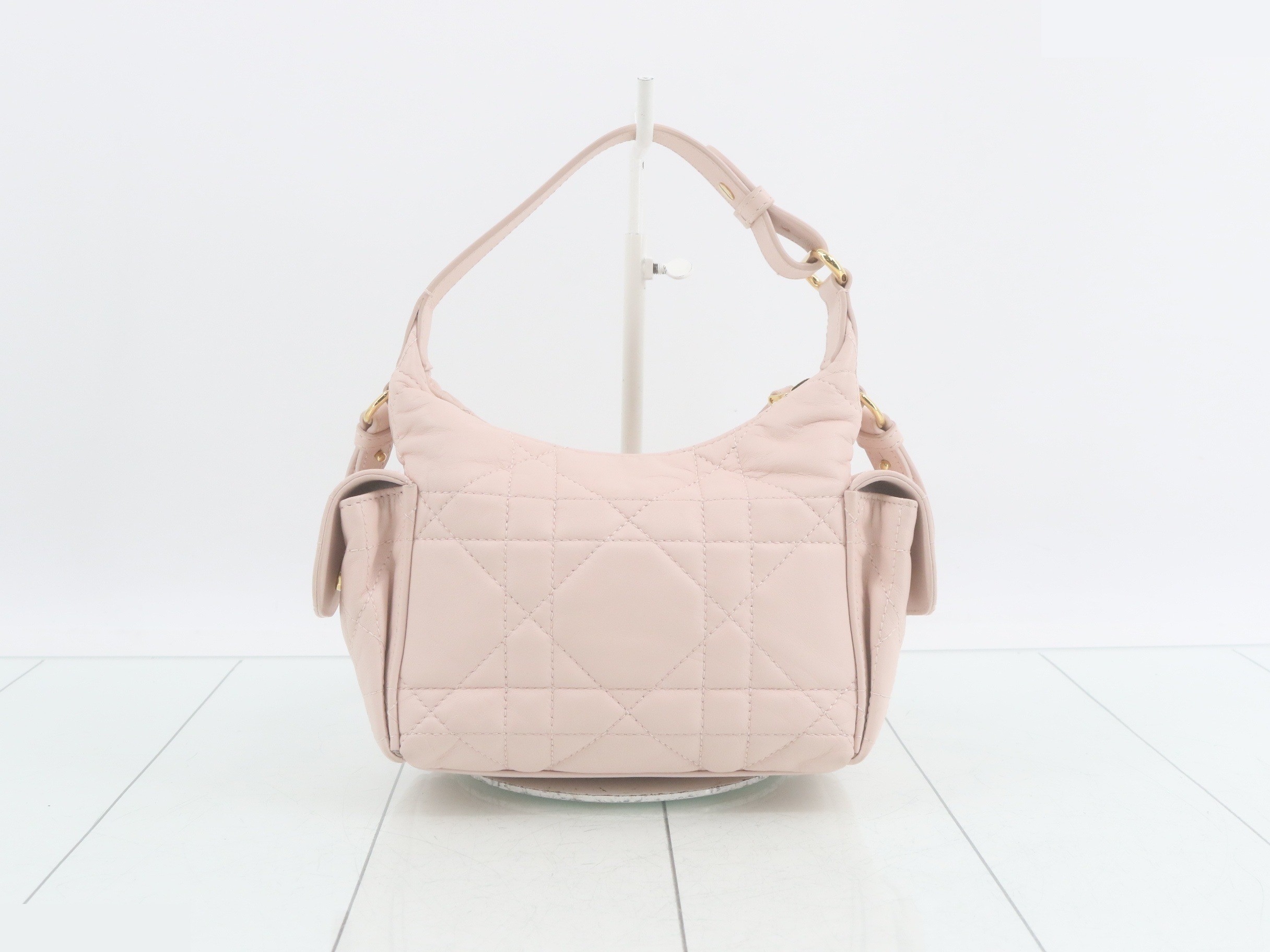 Macrocannage — view 2