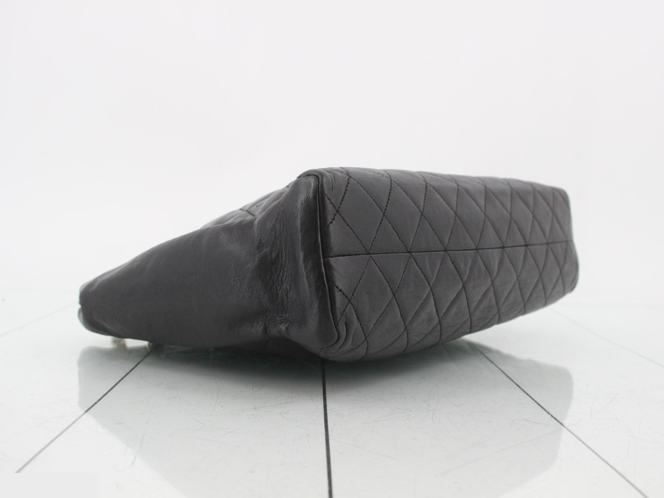 Matelassé Lambskin Chain Shoulder Bag (Serial Number 0) — view 5