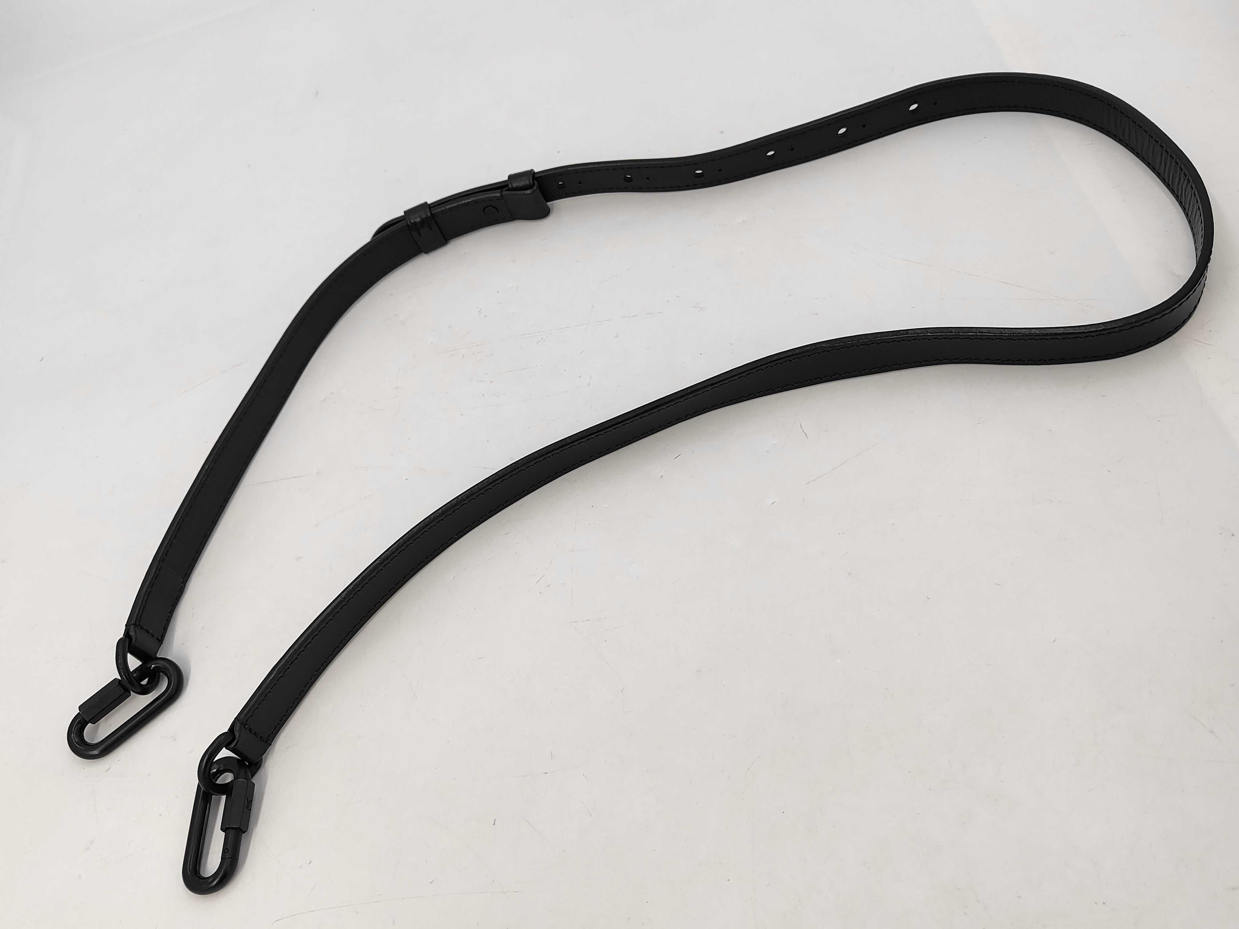 M69838 Soft Trunk Shoulder Bag — view 3