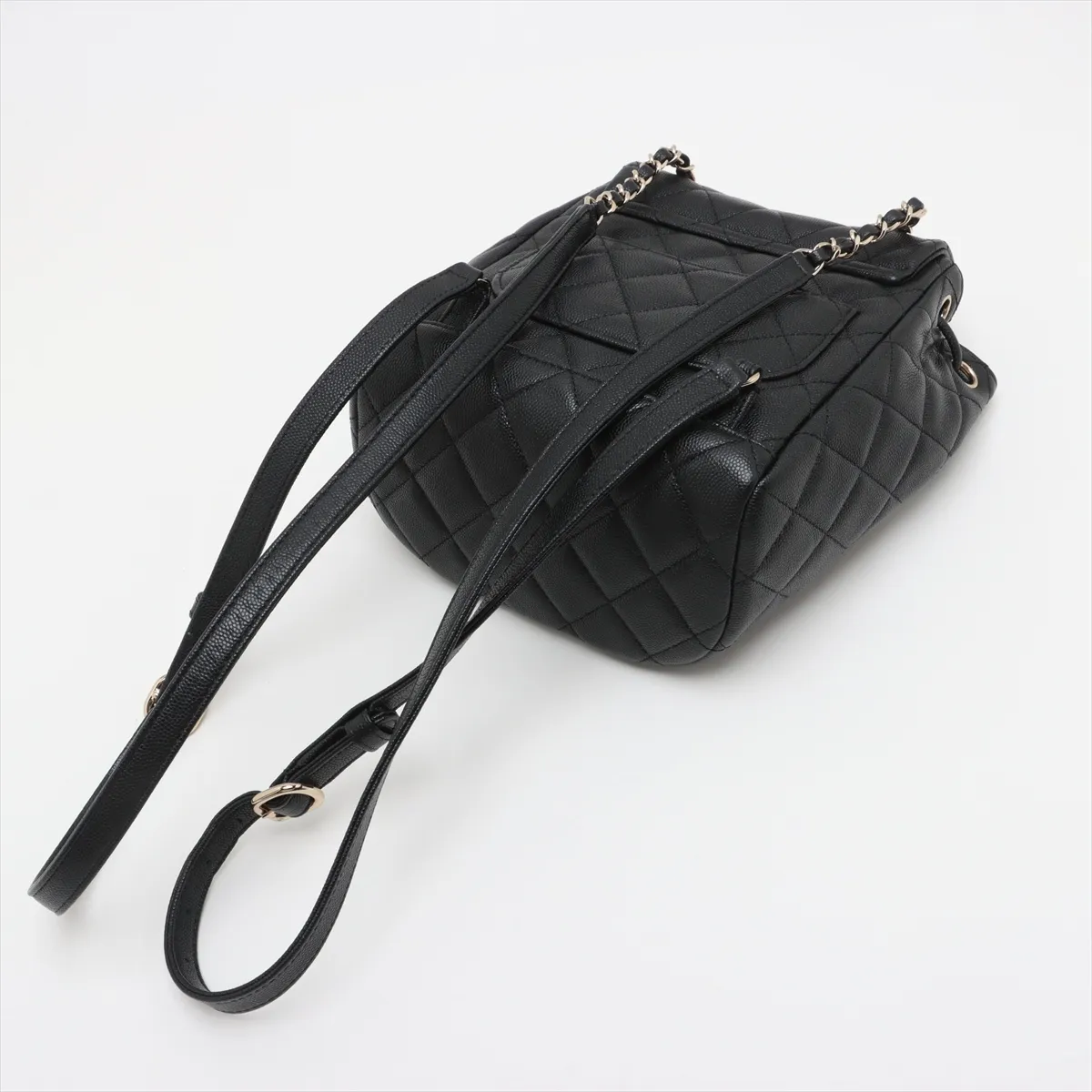 [Individually wrapped] Chanel Matelasse caviar skin chain backpack black gold hardware NN380549 random plate — view 5