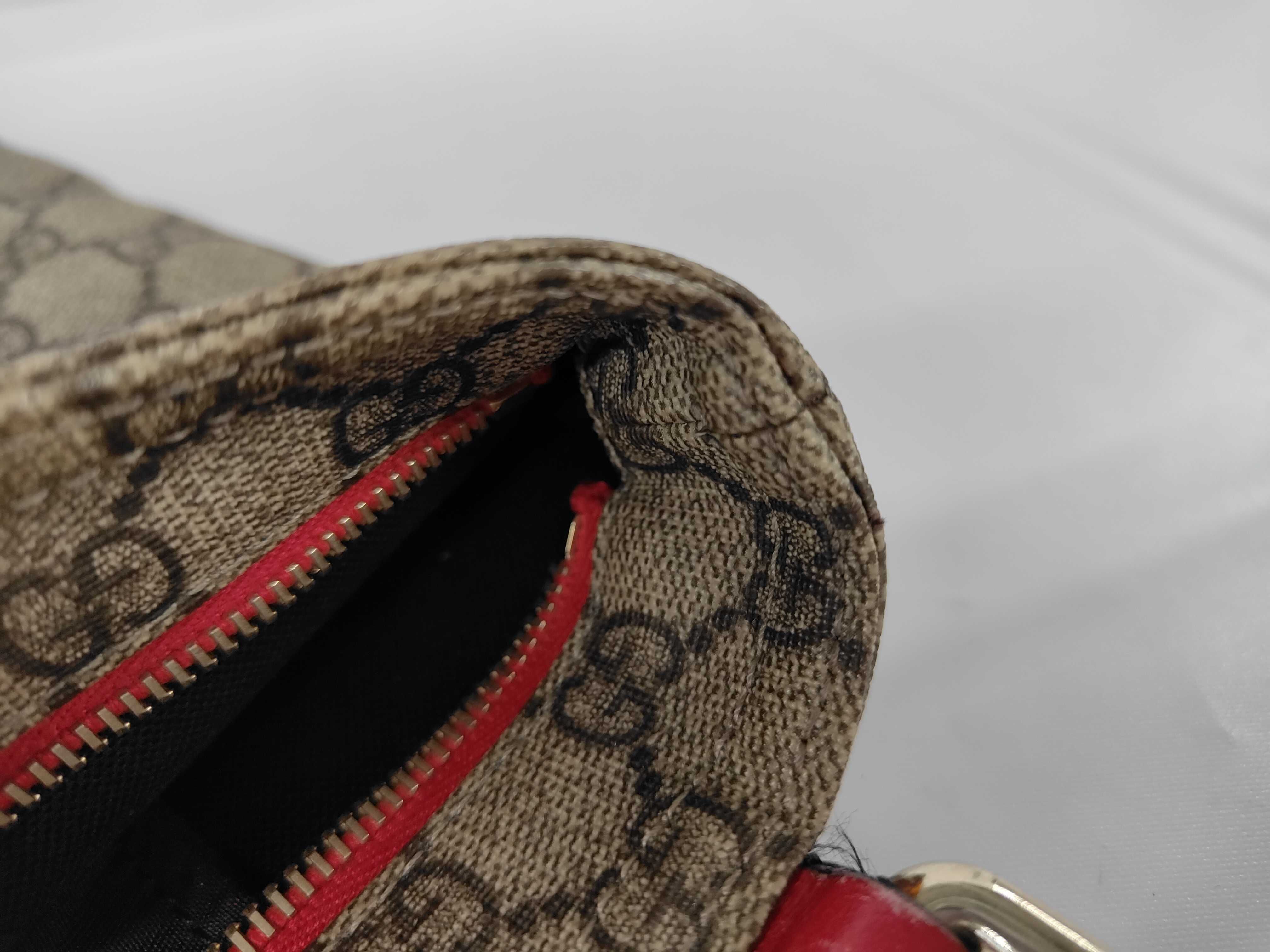 GG Supreme PVC Messenger Crossbody Bag Shoulder Bag — view 9