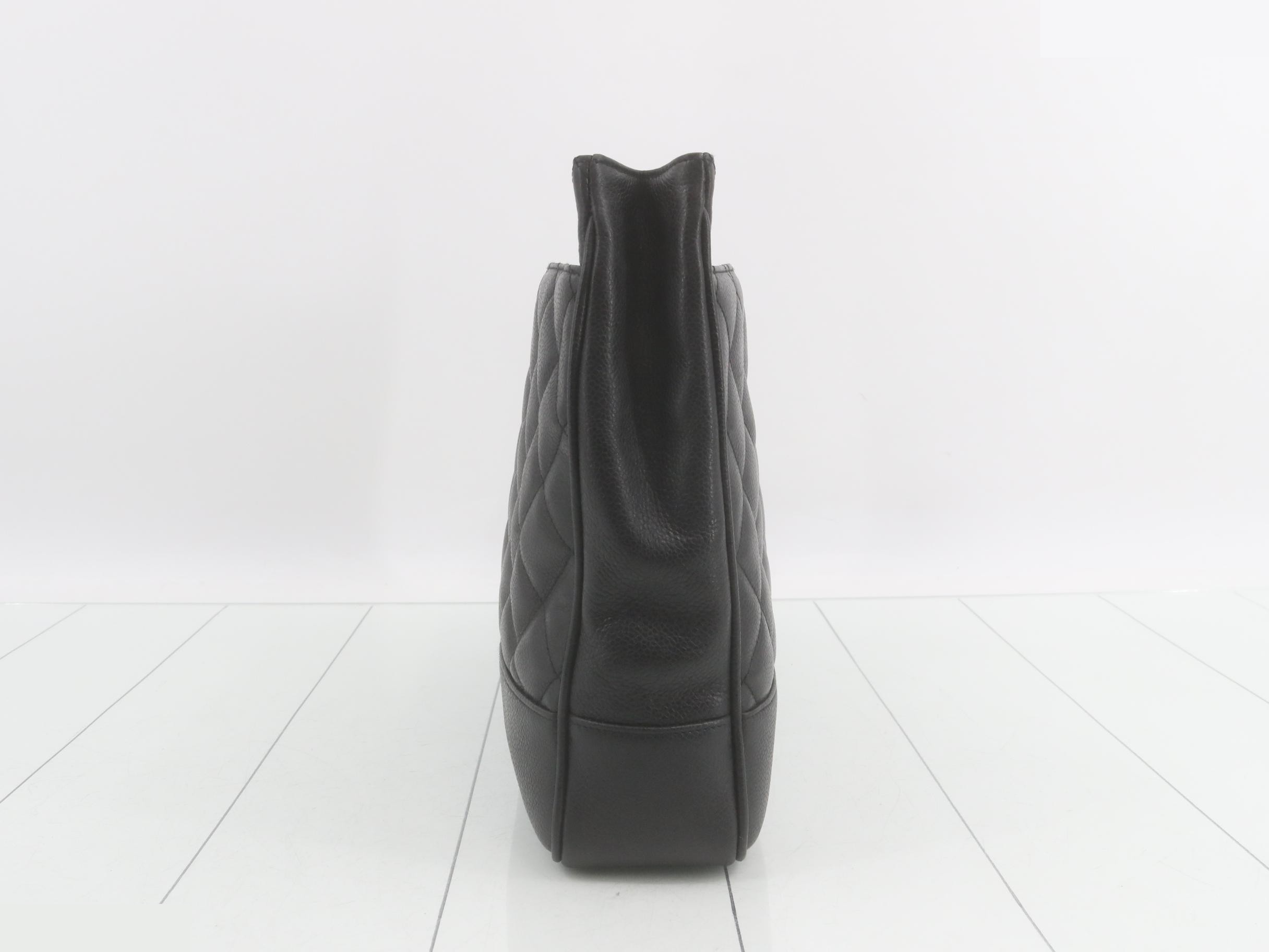 Caviar leather matelassé (bag) — view 4