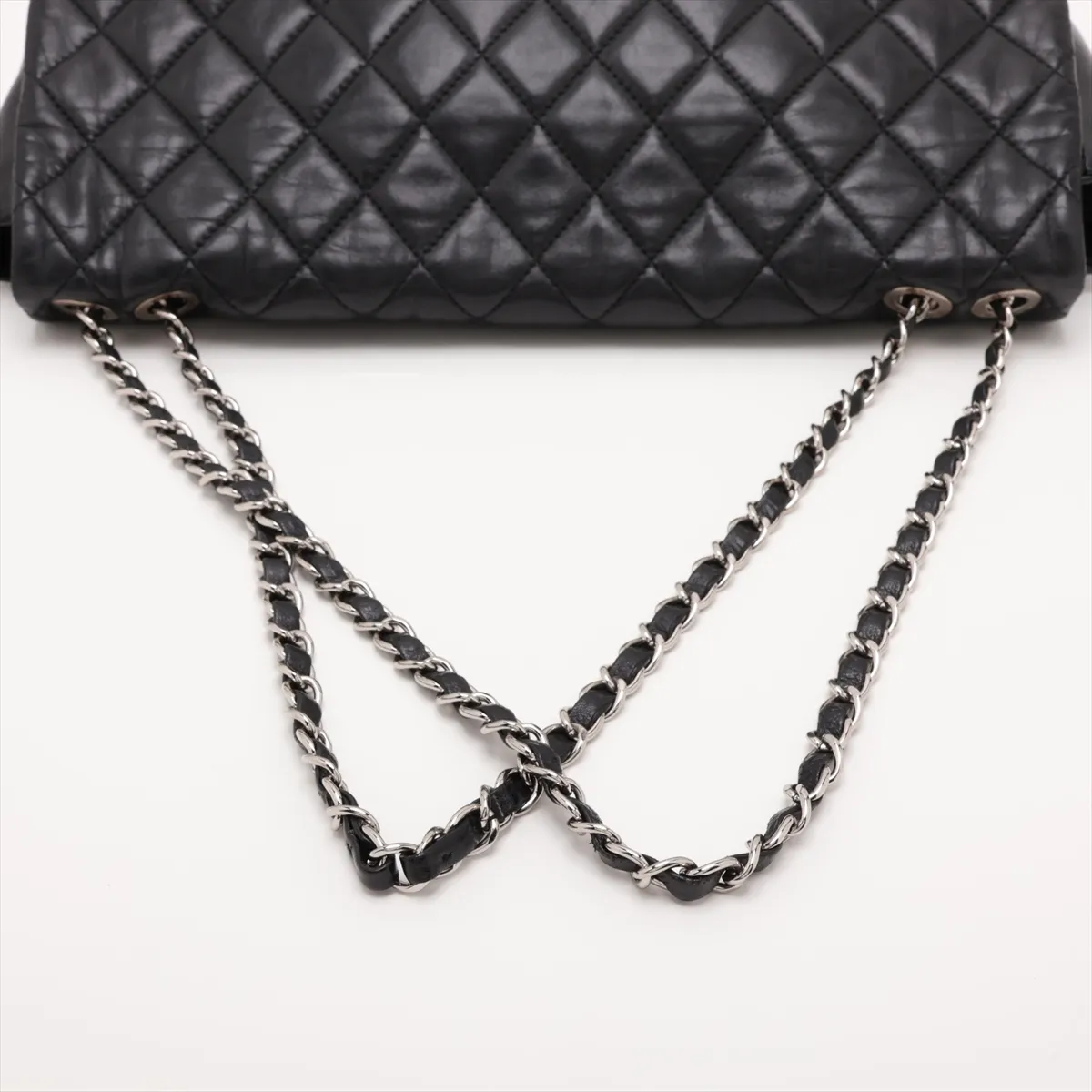 Matelassé Lambskin Chain Shoulder Bag, Black with Silver Hardware, Item No. 13641194 (Serial No. 13) — view 5