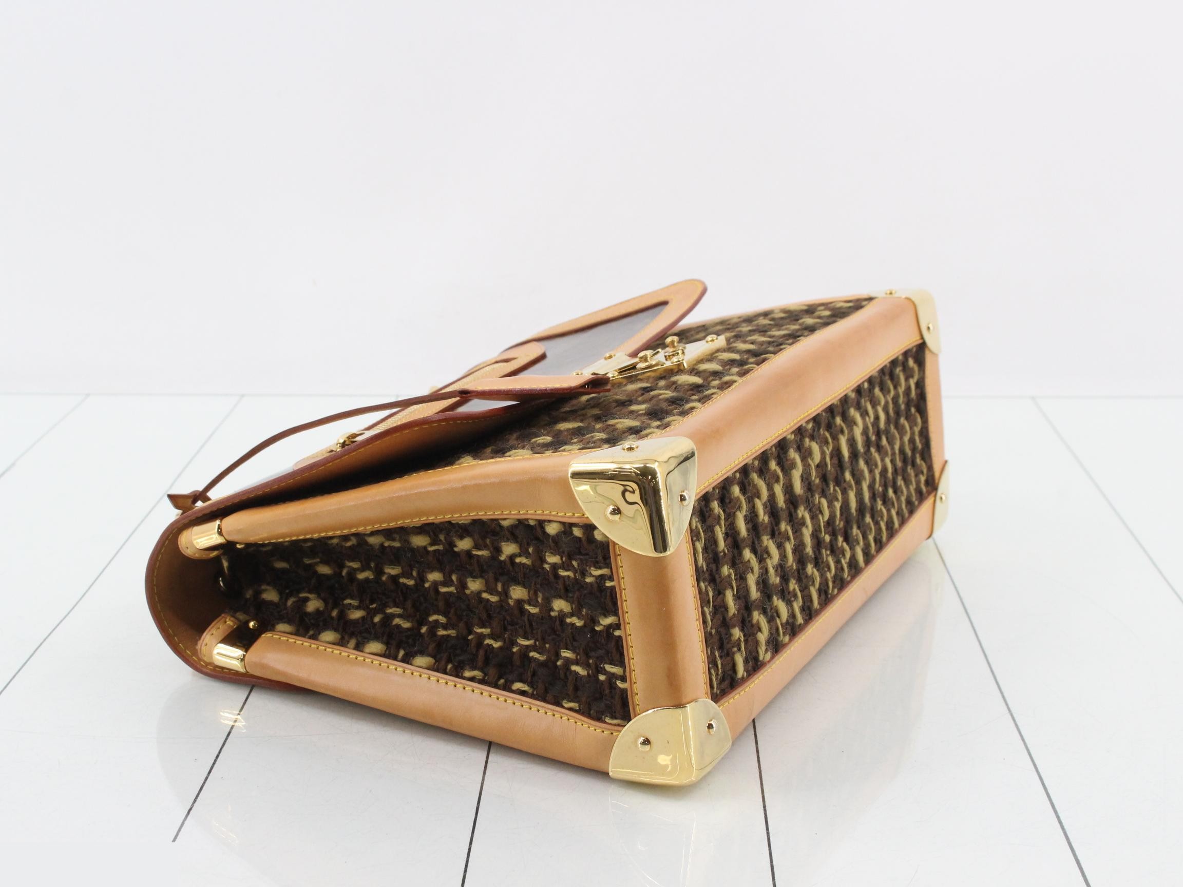 Tweedy Zip Shoulder Bag — view 5