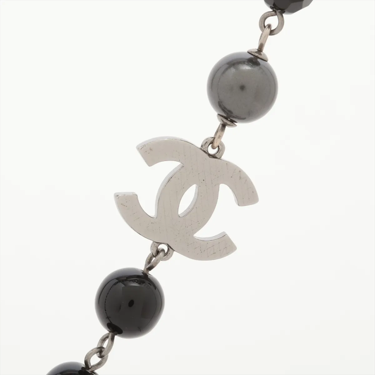 Cocomark A11V Necklace Metal x Fake Pearl Black x Silver — view 2
