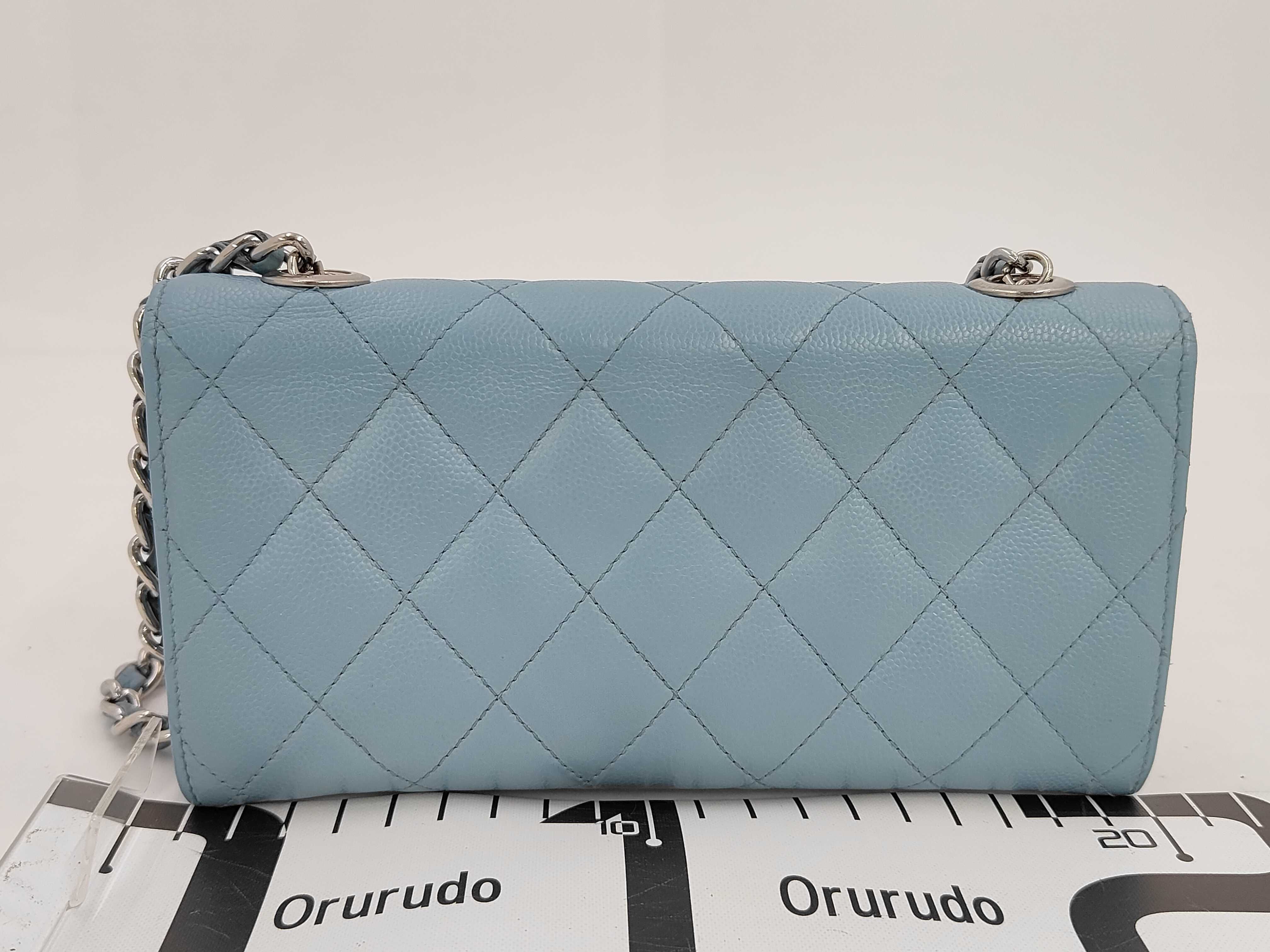 Caviar Skin Matelassé Chain Wallet Leather Shoulder Bag — view 2