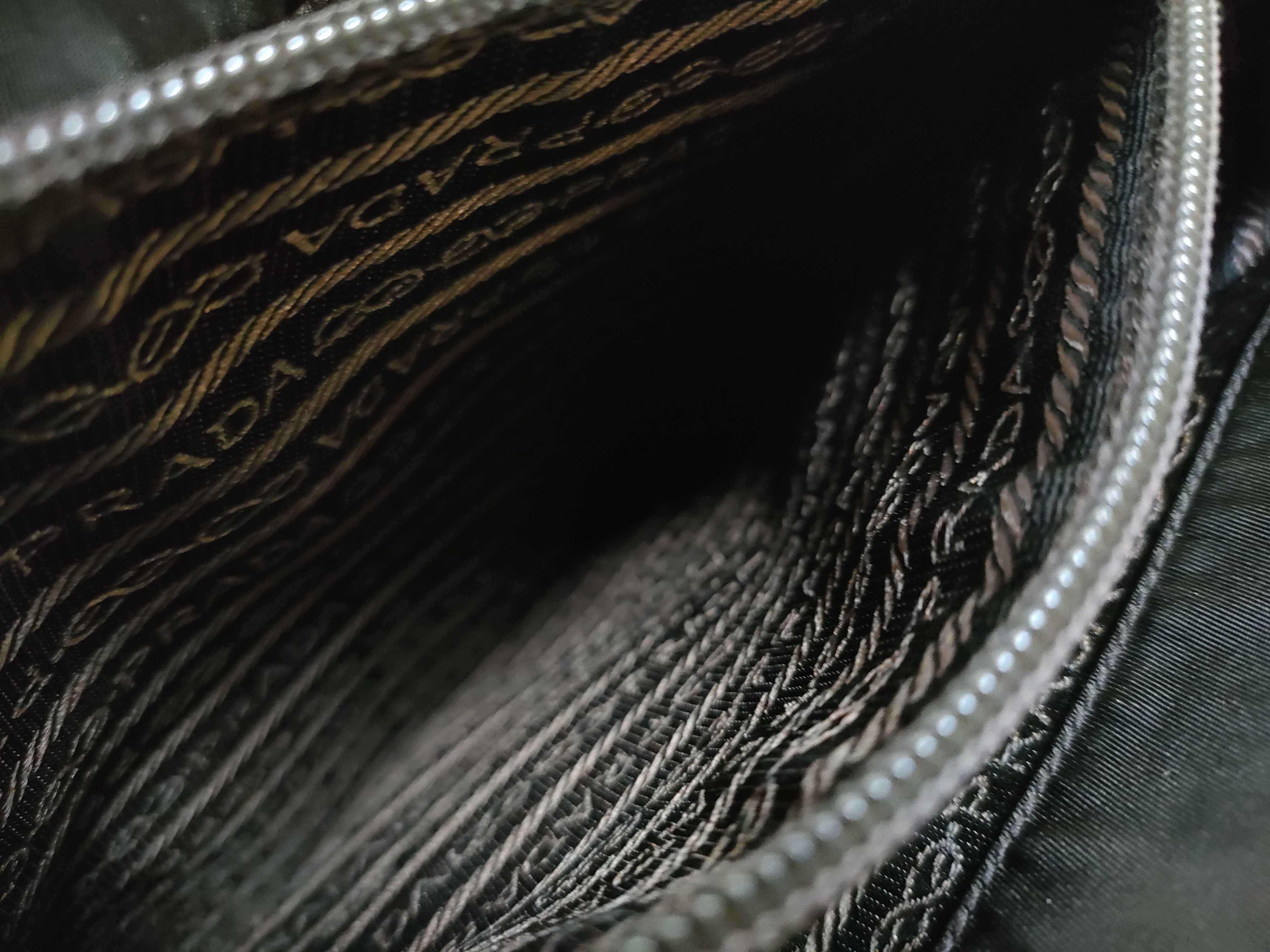 B3864 Tessuto City Shoulder Bag — view 11