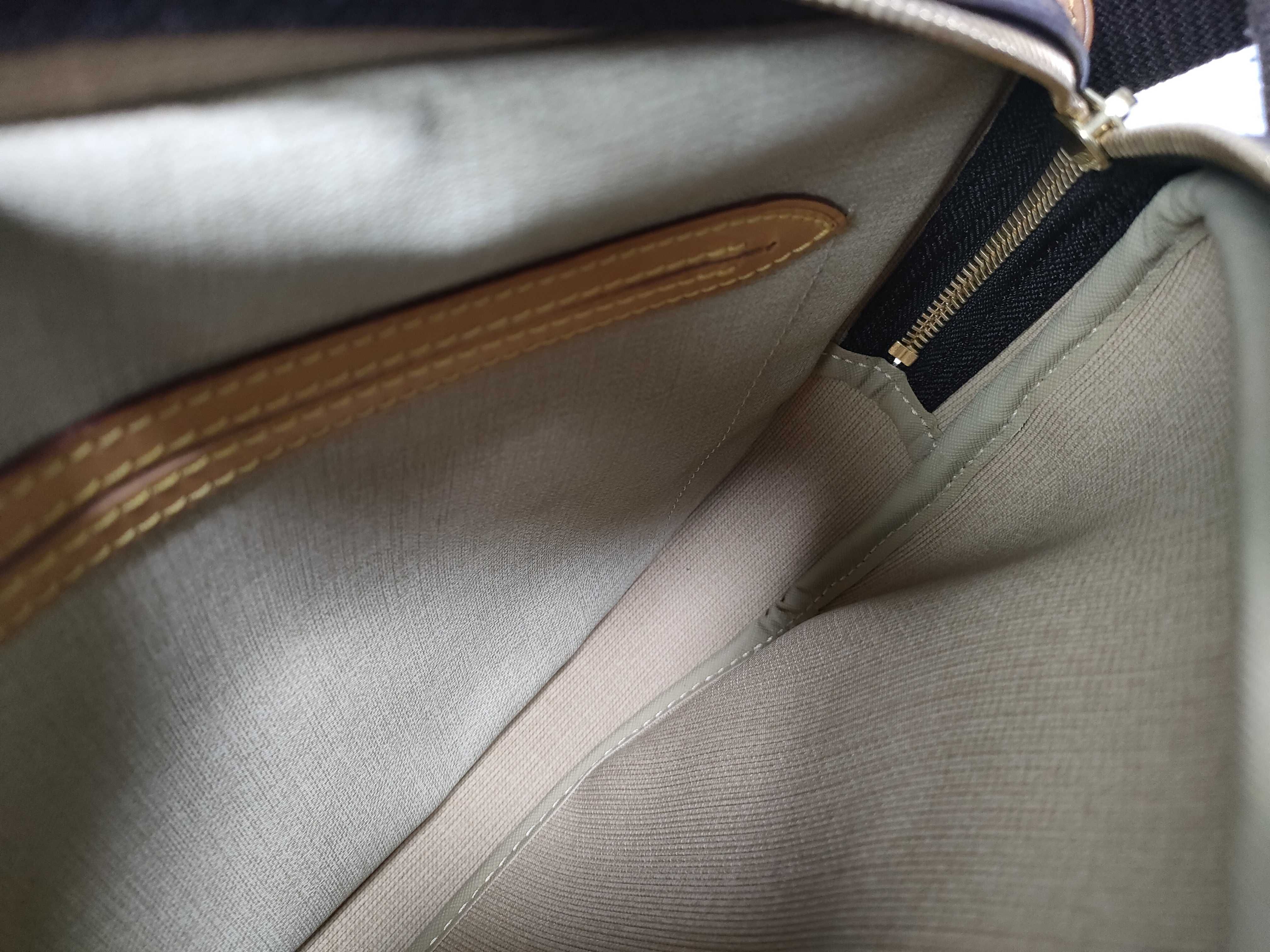 Monogram Reporter PM M45254 Shoulder Bag — view 15
