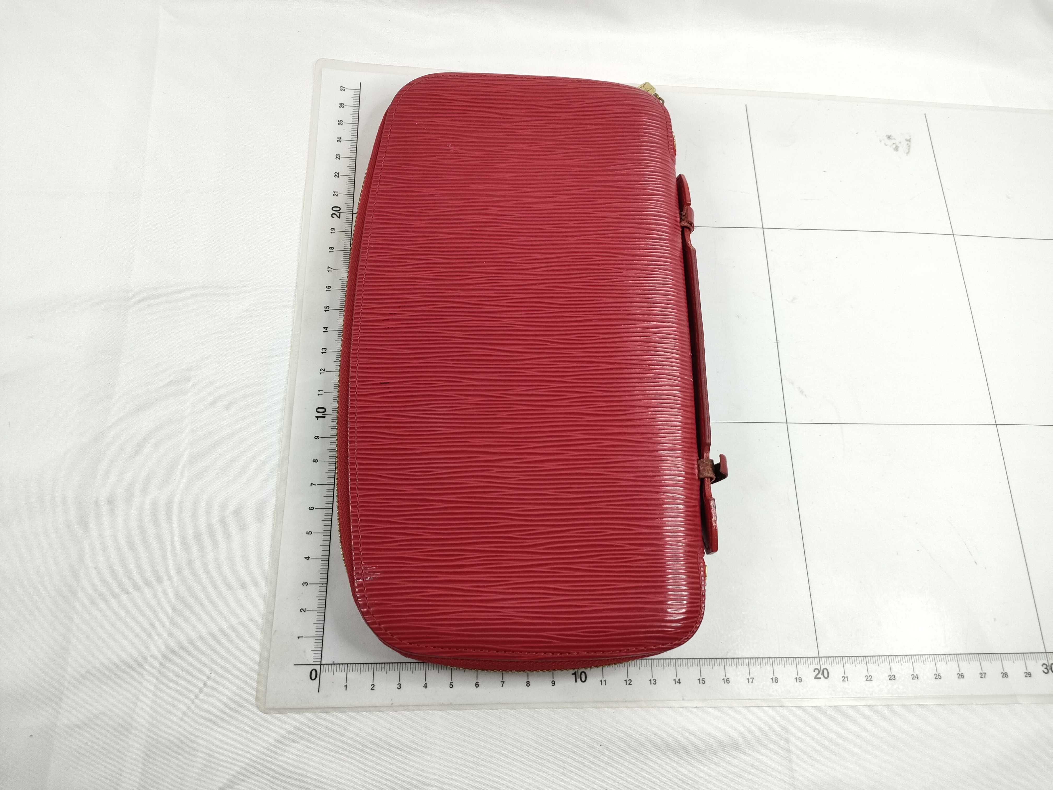 Epi Leather Round Zip Long Wallet (Red) — view 2