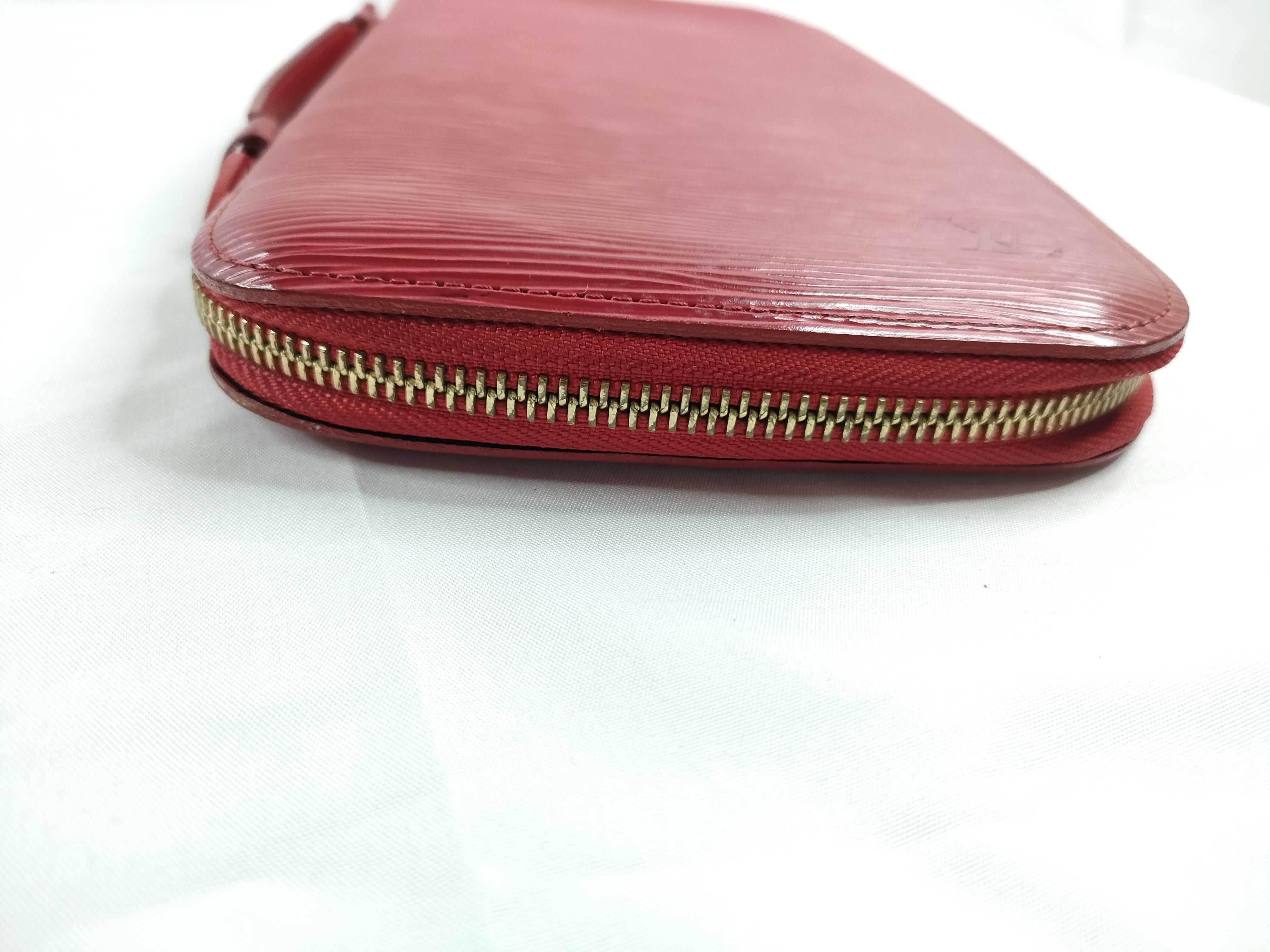 Epi Leather Round Zip Long Wallet (Red) — view 6