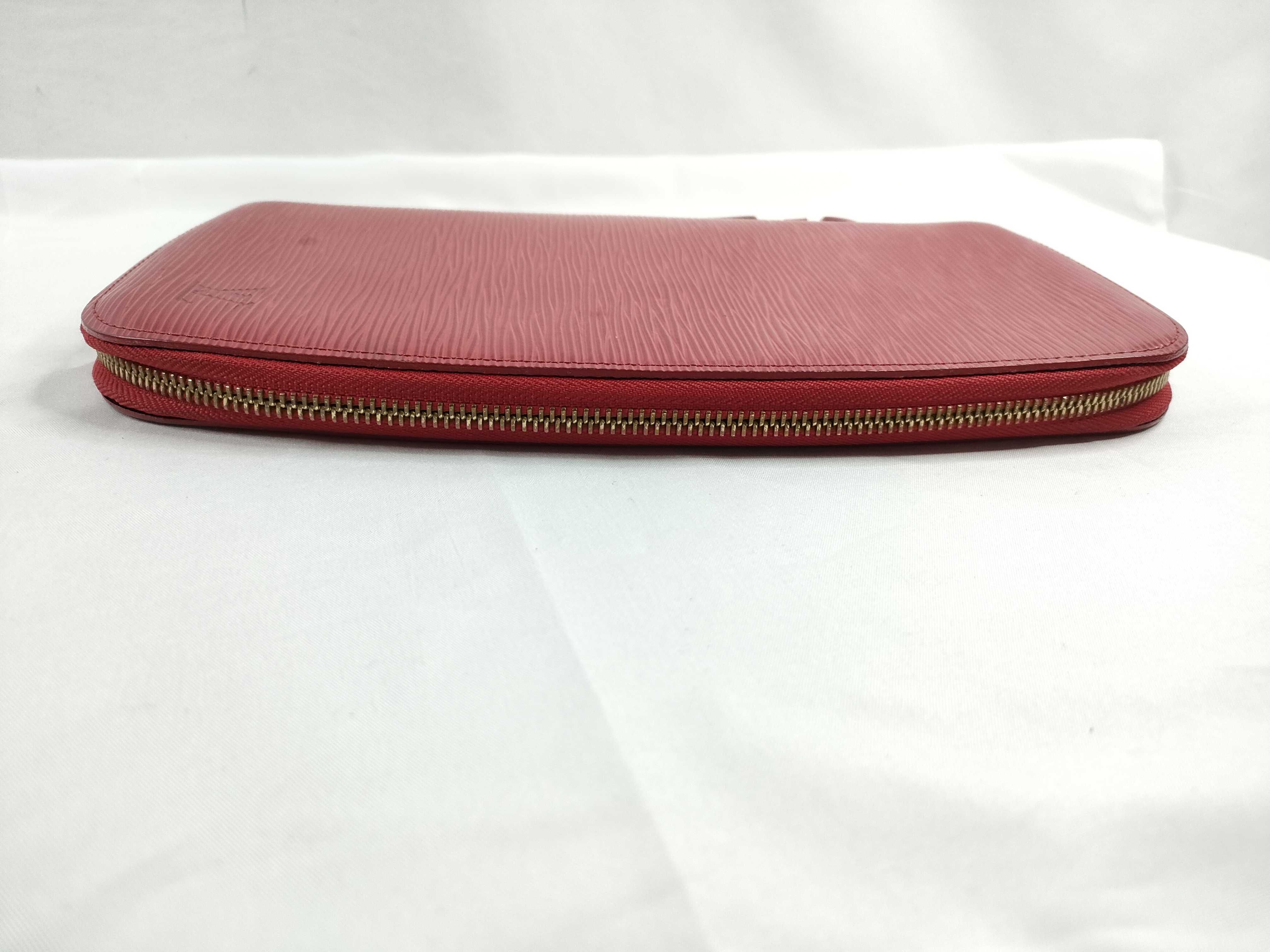 Epi Leather Round Zip Long Wallet (Red) — view 7