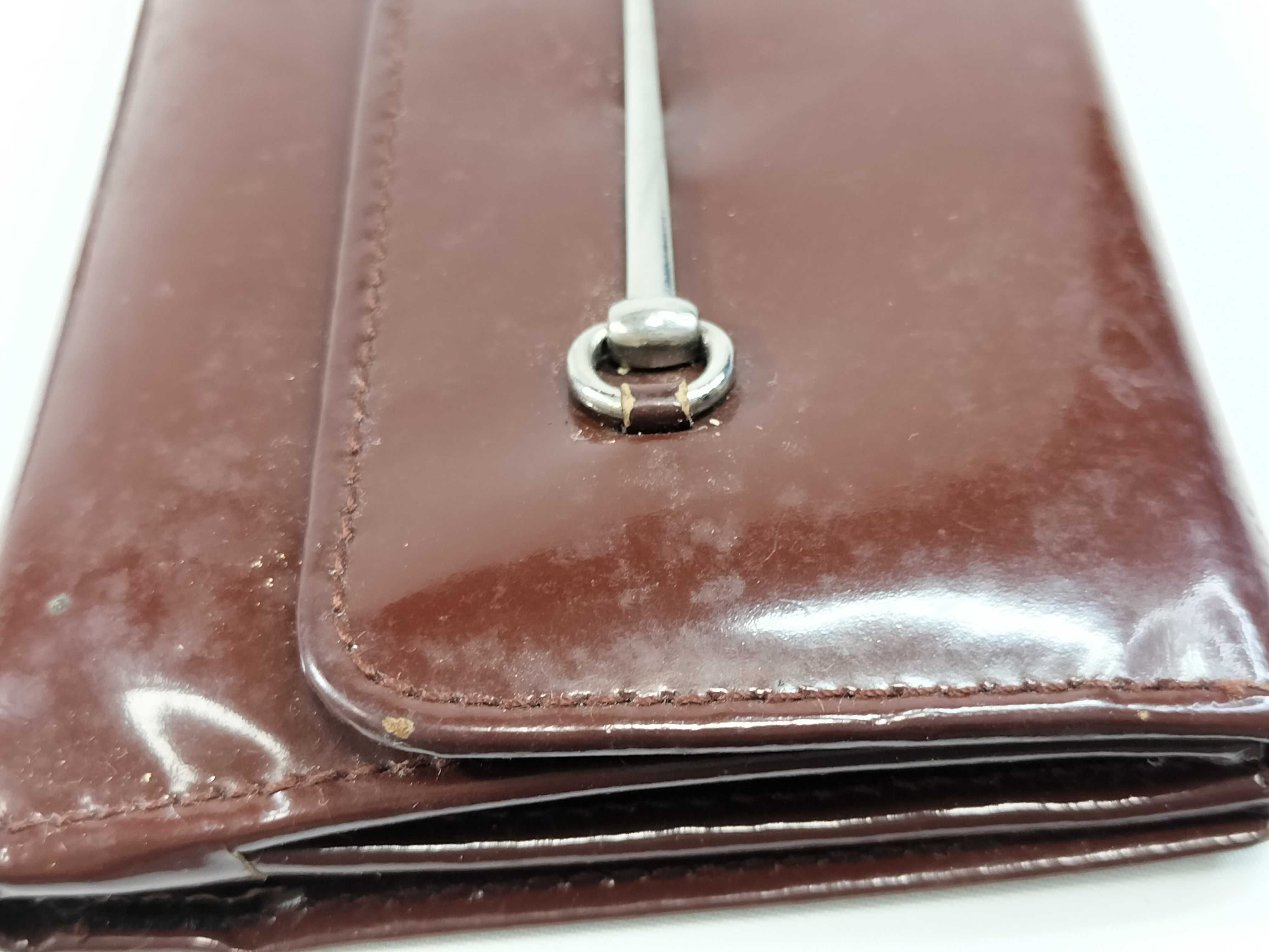 long wallet — view 14