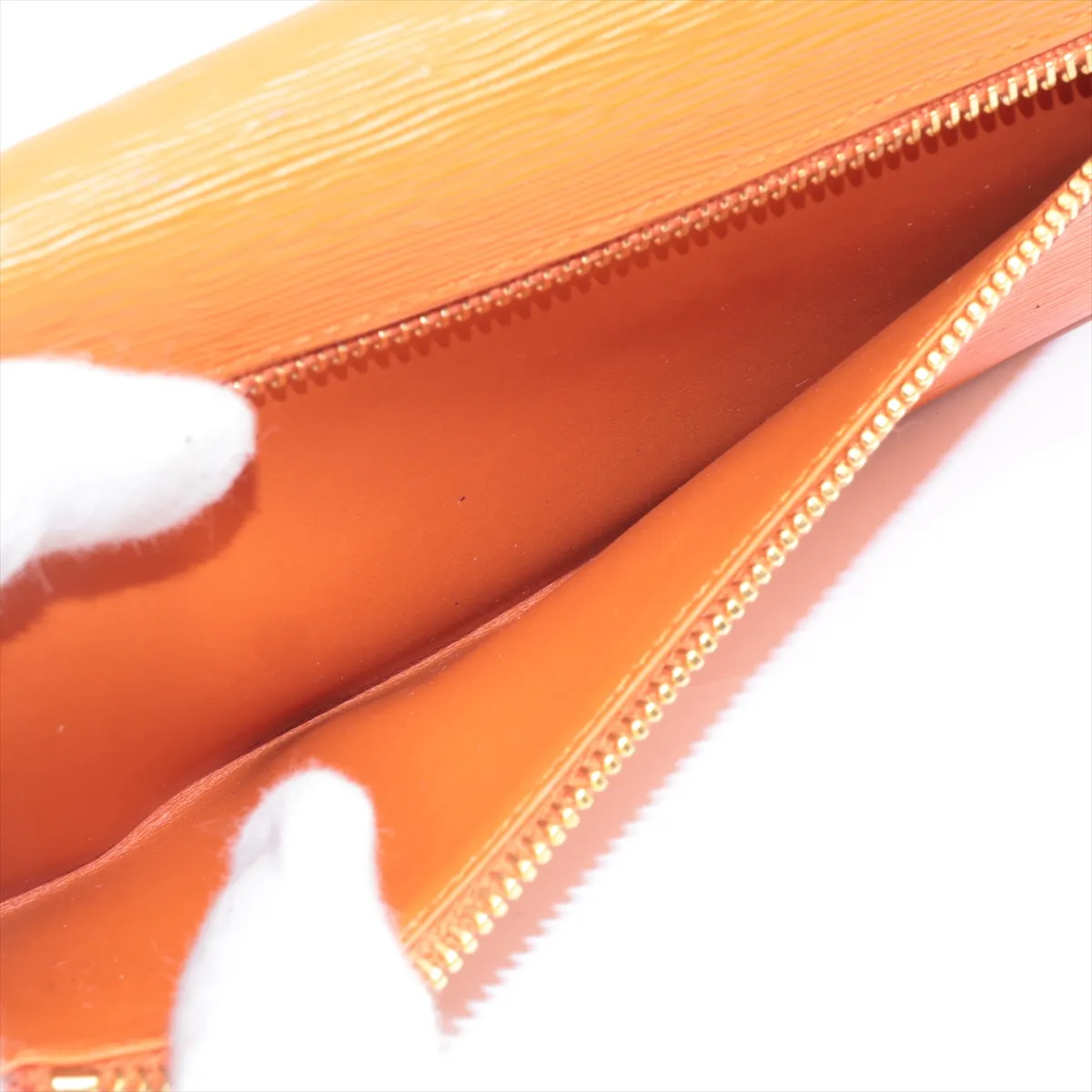 Vitello Move 1MH132 Leather Long Wallet Orange — view 12