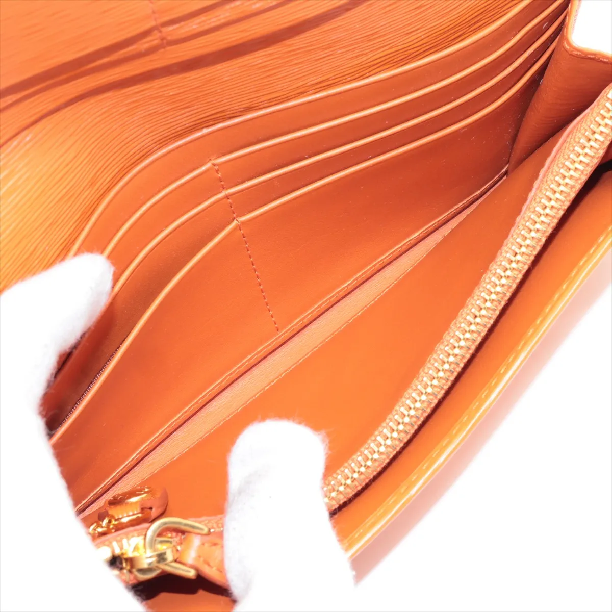 Vitello Move 1MH132 Leather Long Wallet Orange — view 7