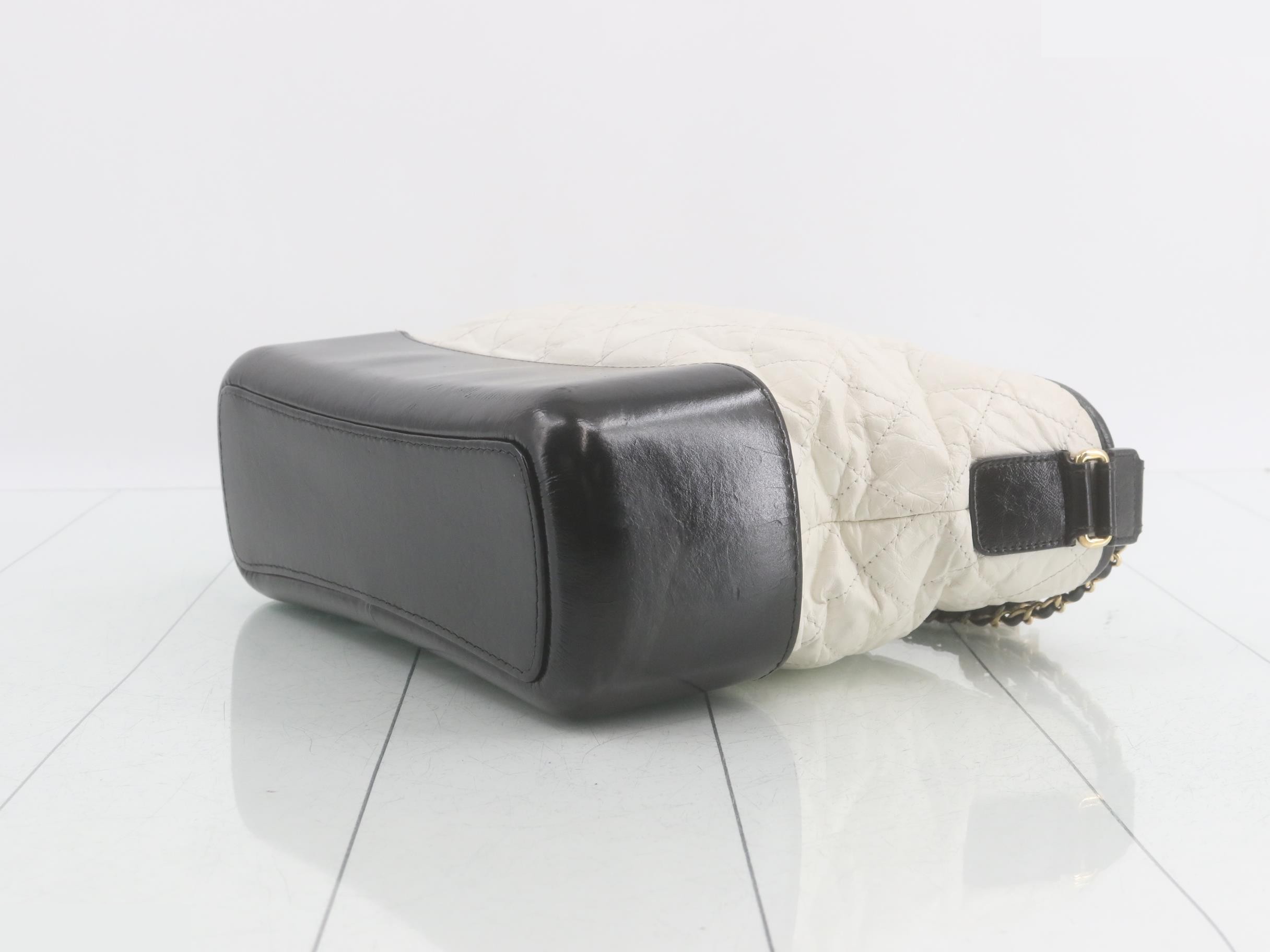 Matelassé Shoulder Bag — view 6