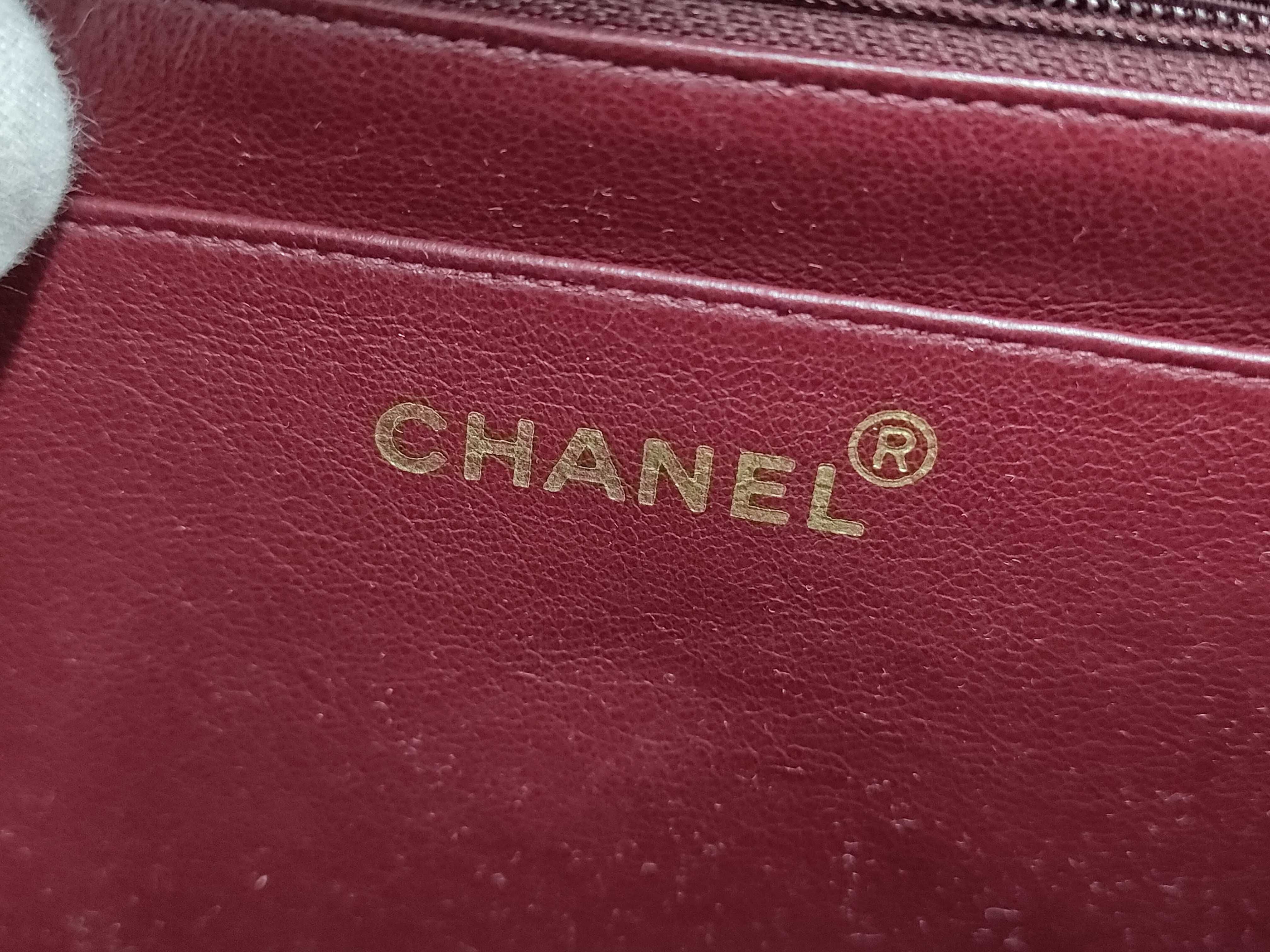 Matelassé Chanel Shoulder Bag 2577275 Bag — view 11