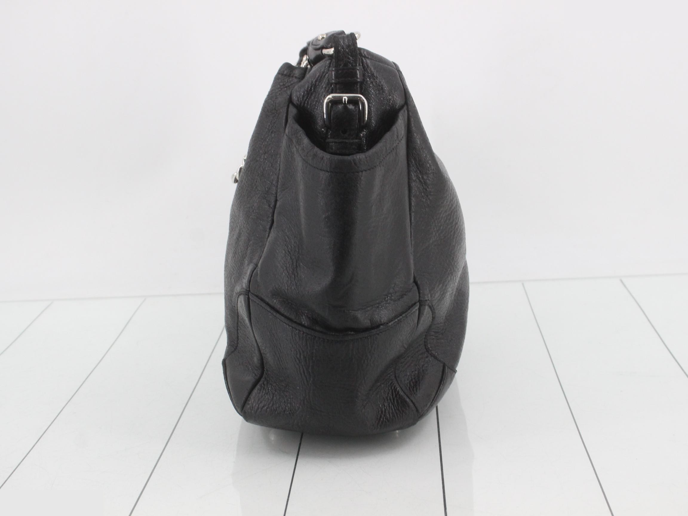 Logo One-Shoulder Bag — view 4