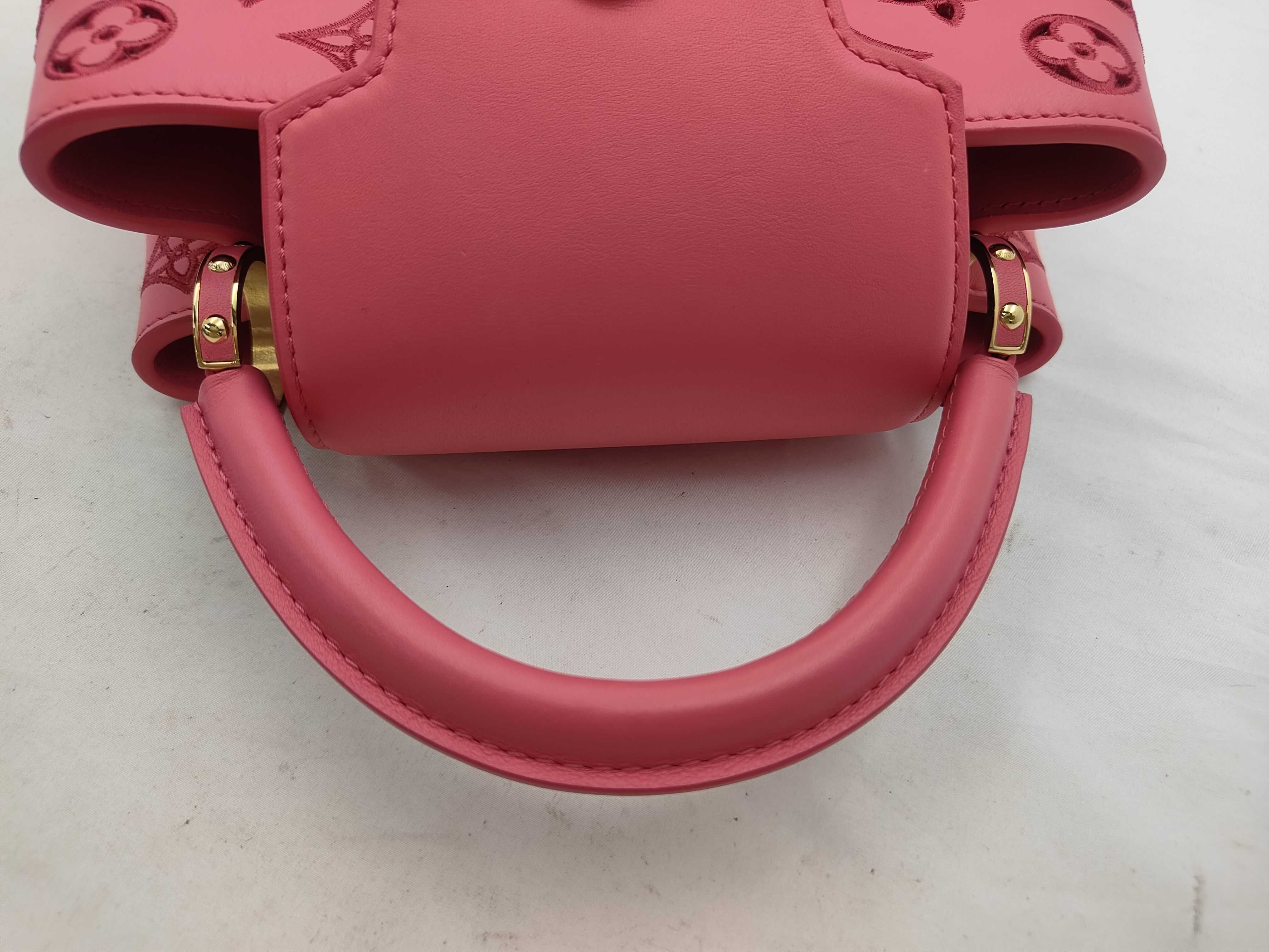 Capucines BB handbag — view 3