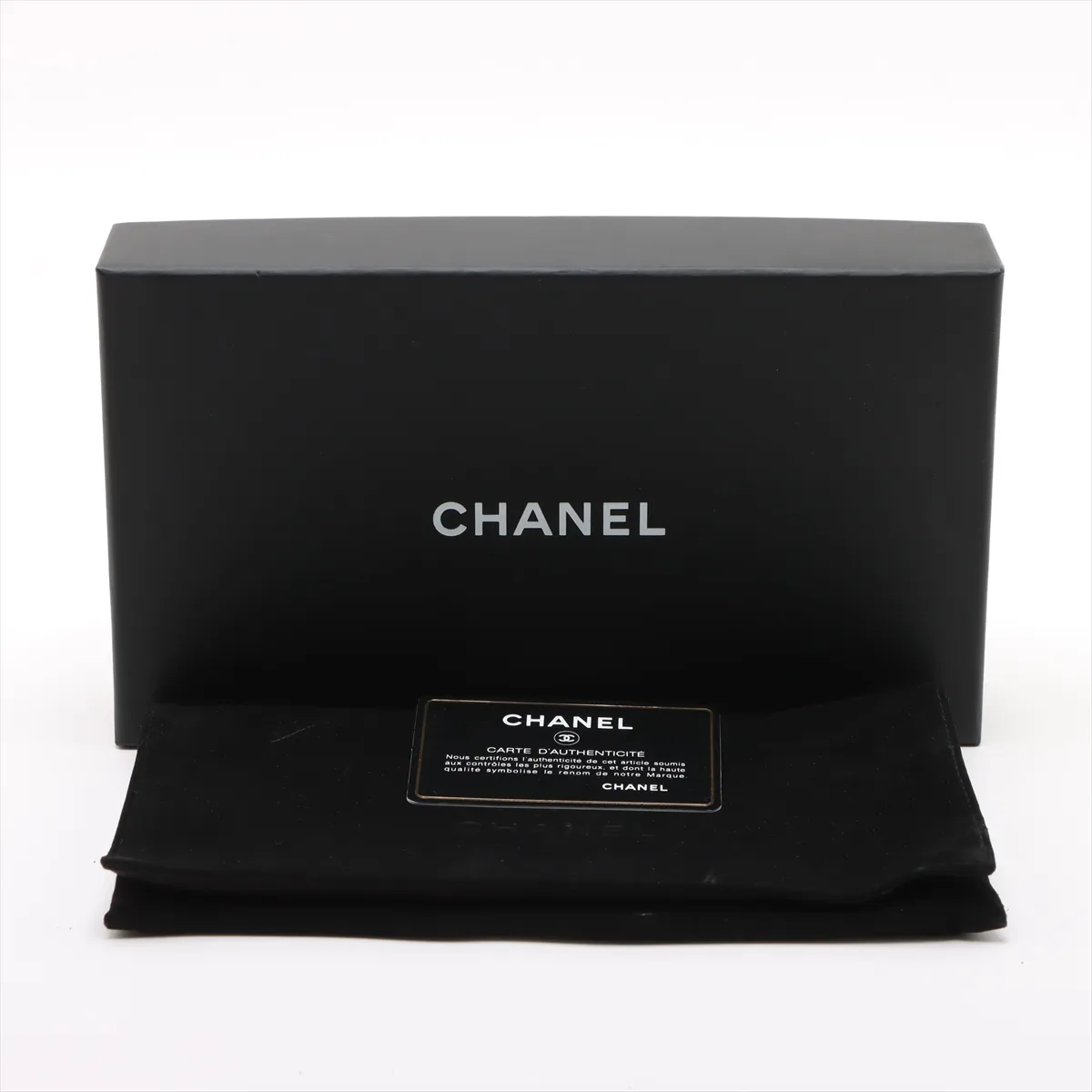 Matelassé Caviar Skin Round Zip Wallet, Black with Gold Hardware, 21857686 — view 10
