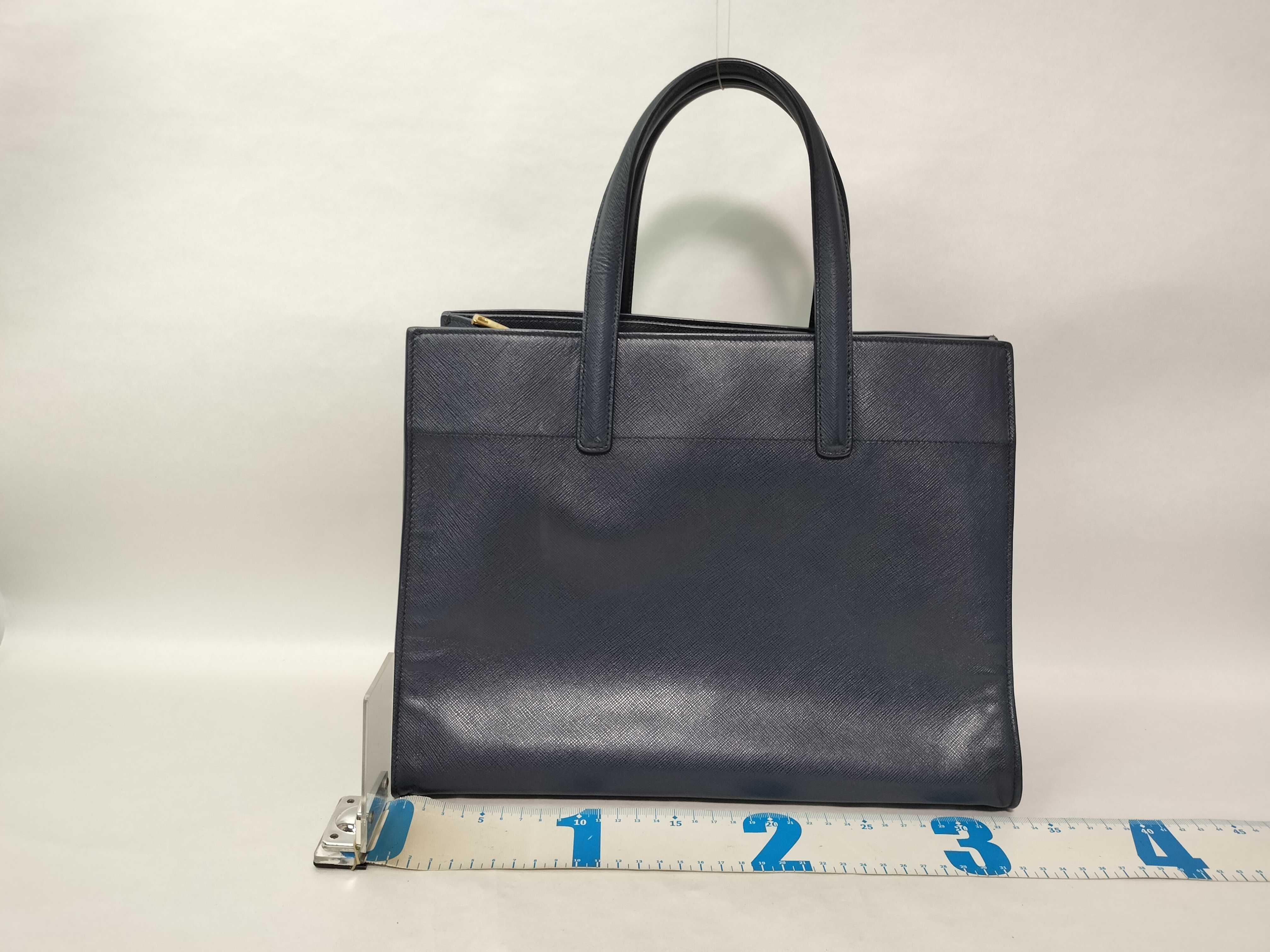 Saffiano 2-Way Handbag Navy BN2606 Handbag — view 2