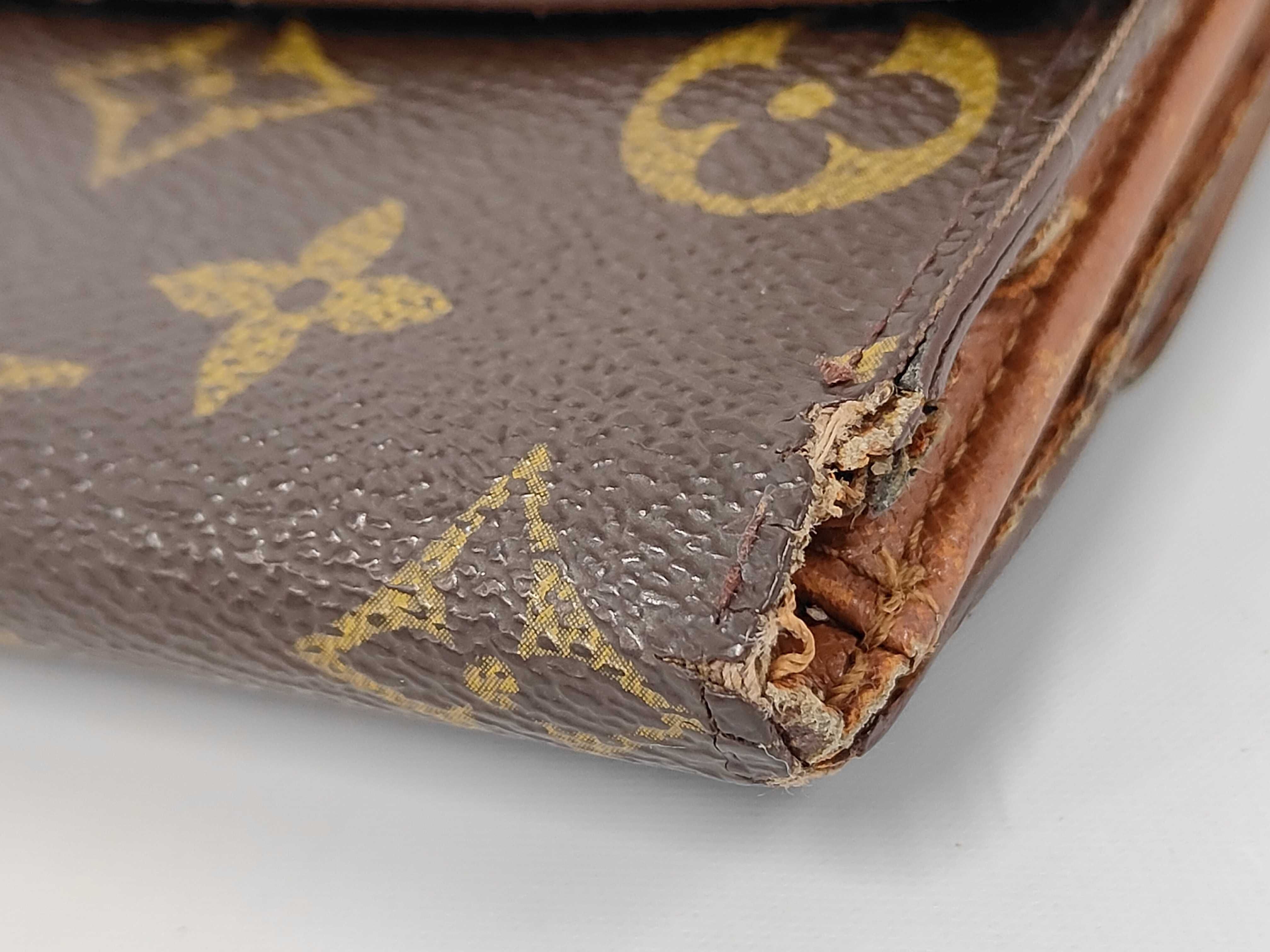 Monogram / Porte Monnaie Billet Carte Credit / M61652 / SP1918 / Folding Wallet / PVC Wallet — view 3
