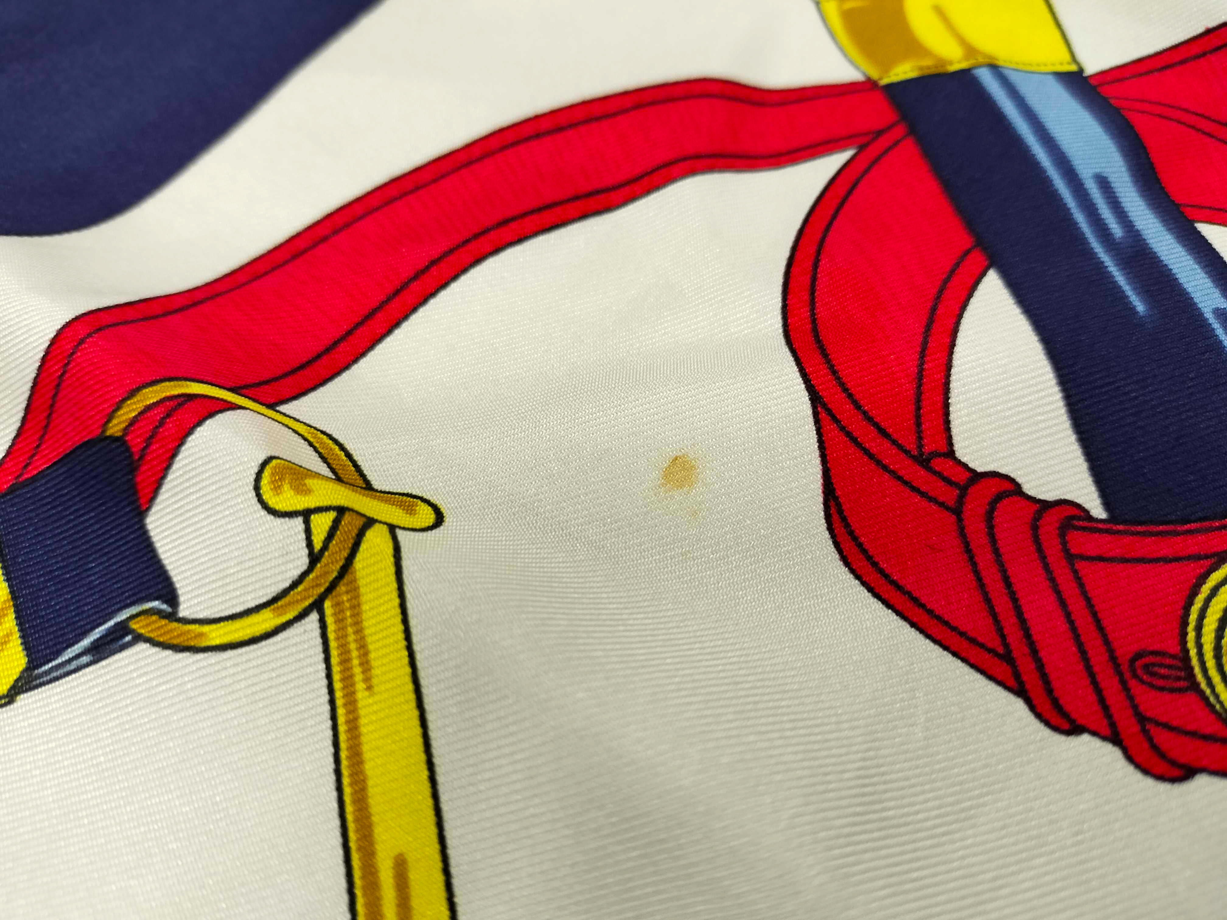 Carre 90 Eperon d'Or (Golden Spur) and other accessories — view 7