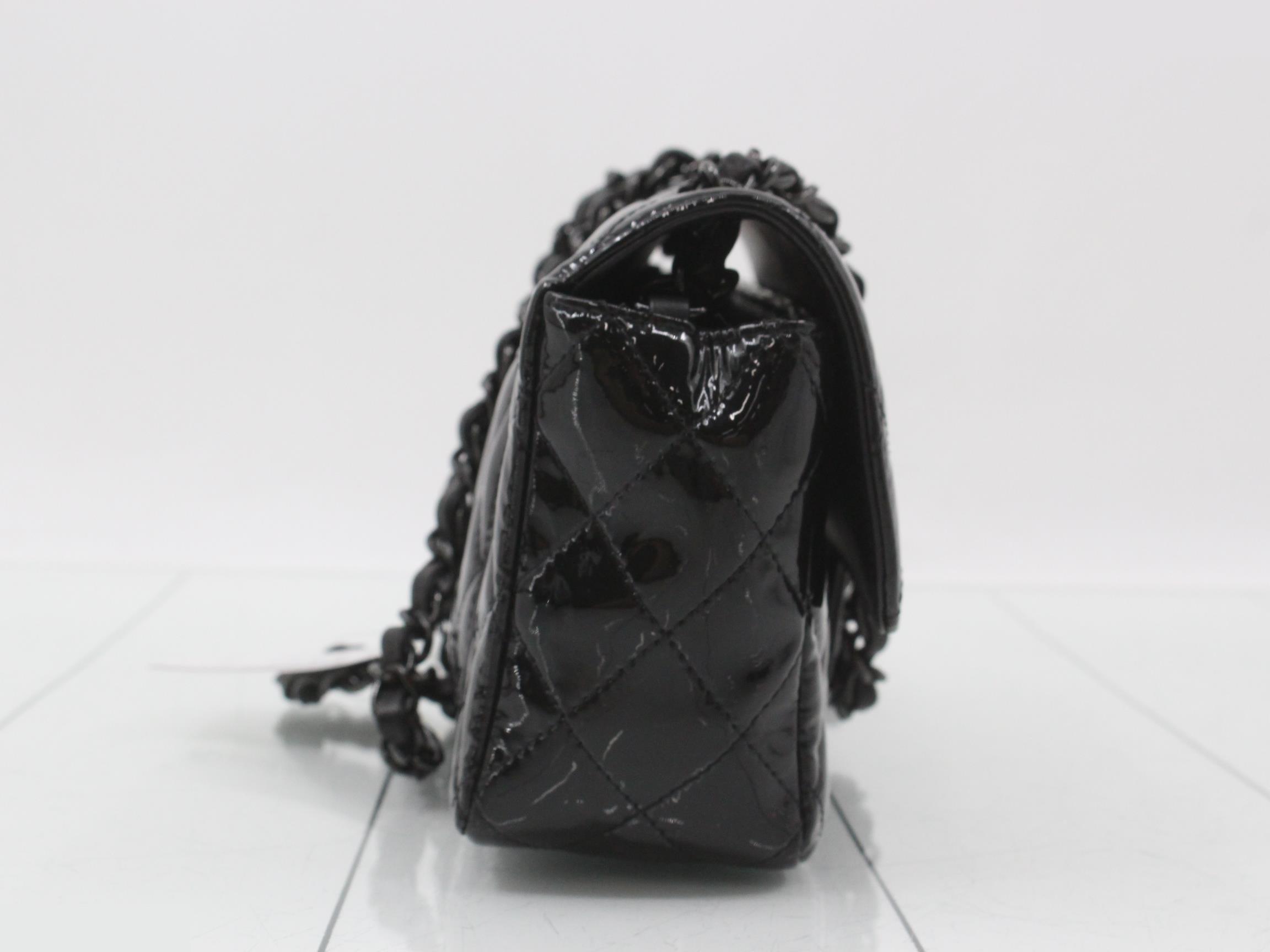 Matelassé enamel chain shoulder bag — view 5