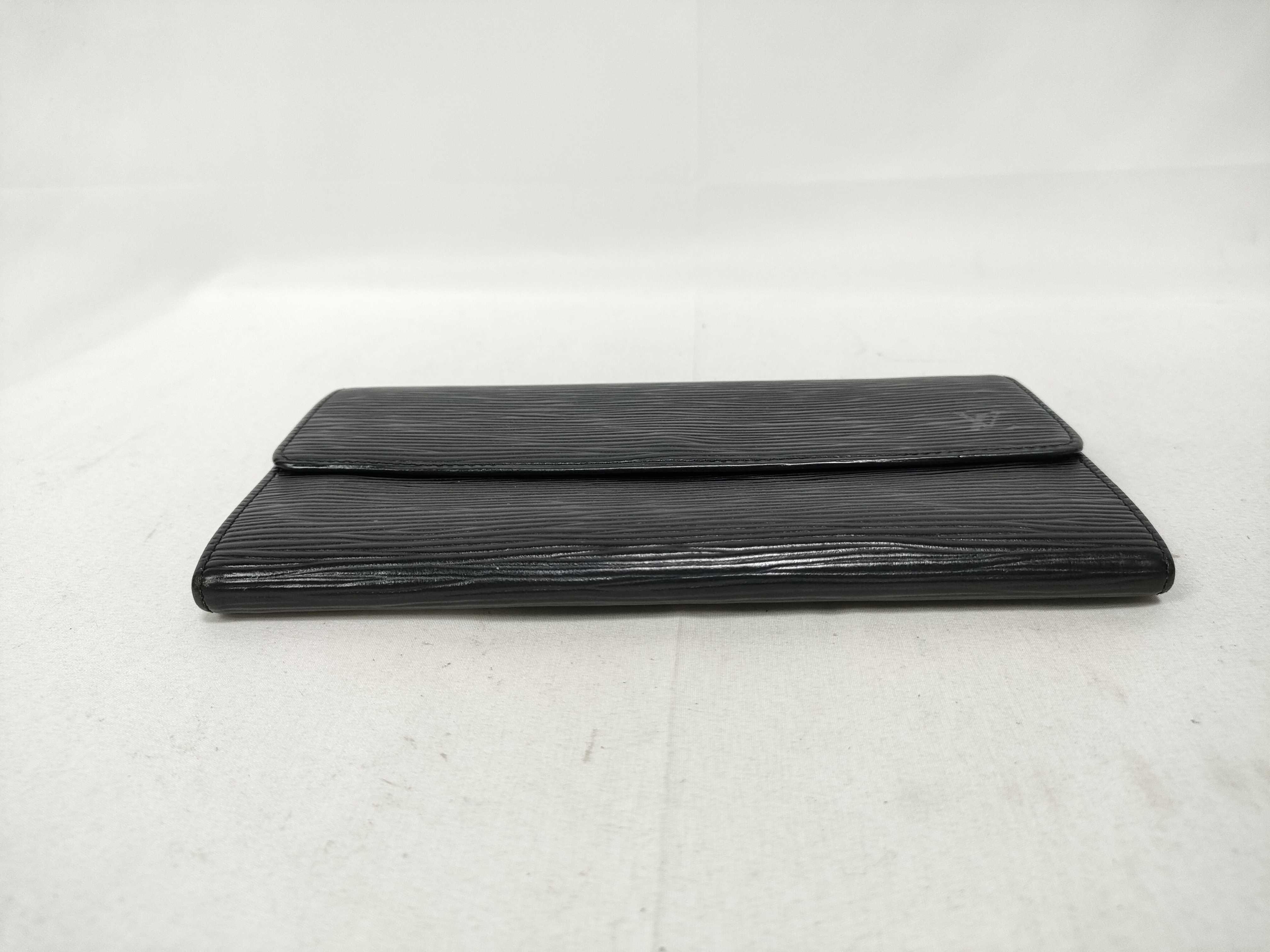 Epi Leather Wallet, Portemonnaie Credit Pochette M63572 — view 5