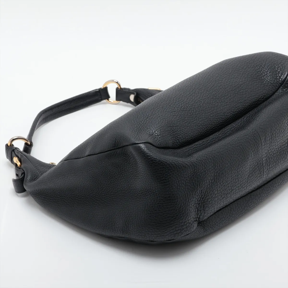 Vitello Daino Leather Shoulder Bag, Black — view 4
