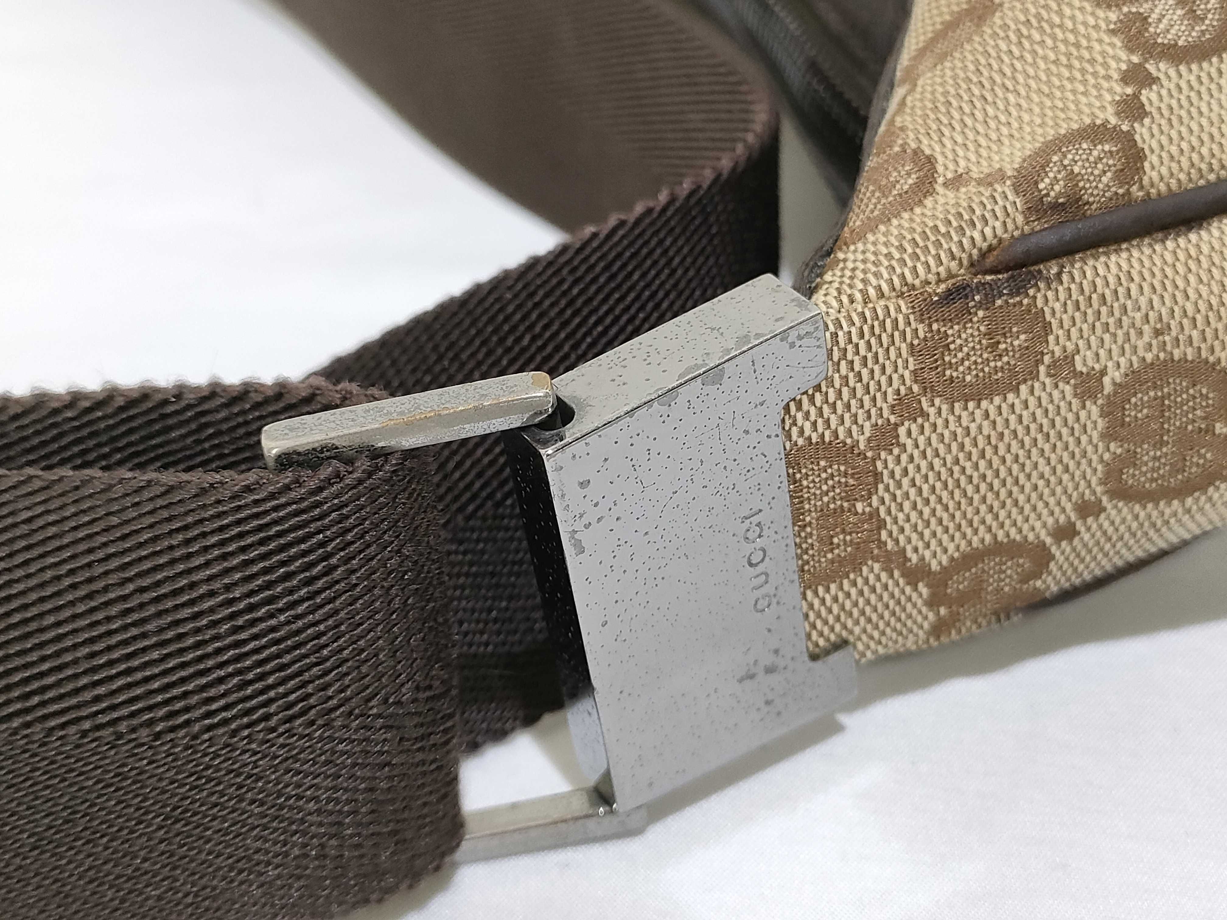 GG Canvas Shoulder Bag — view 5