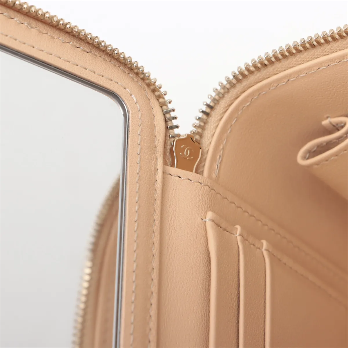 Matelasse Lambskin Chain Shoulder Bag Vanity Beige Gold Hardware T5A0232C Random Serial — view 11