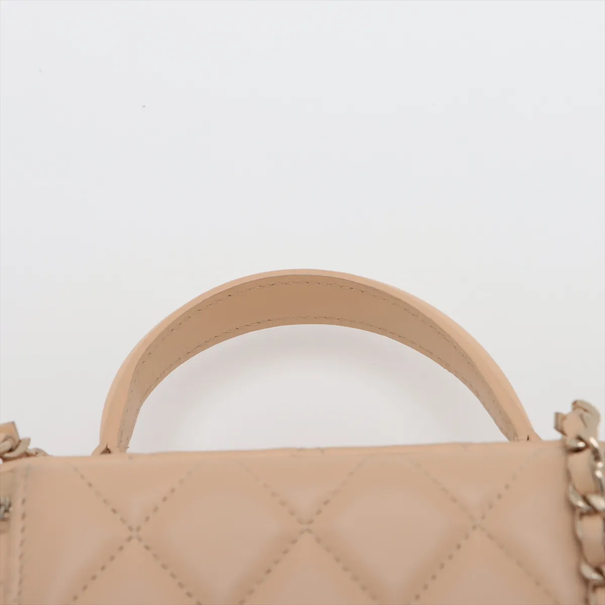 Matelasse Lambskin Chain Shoulder Bag Vanity Beige Gold Hardware T5A0232C Random Serial — view 6