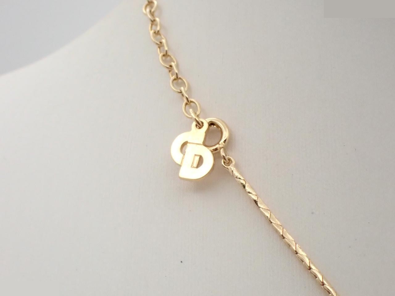 Other lines: Precious metals, necklaces, pendants — view 2