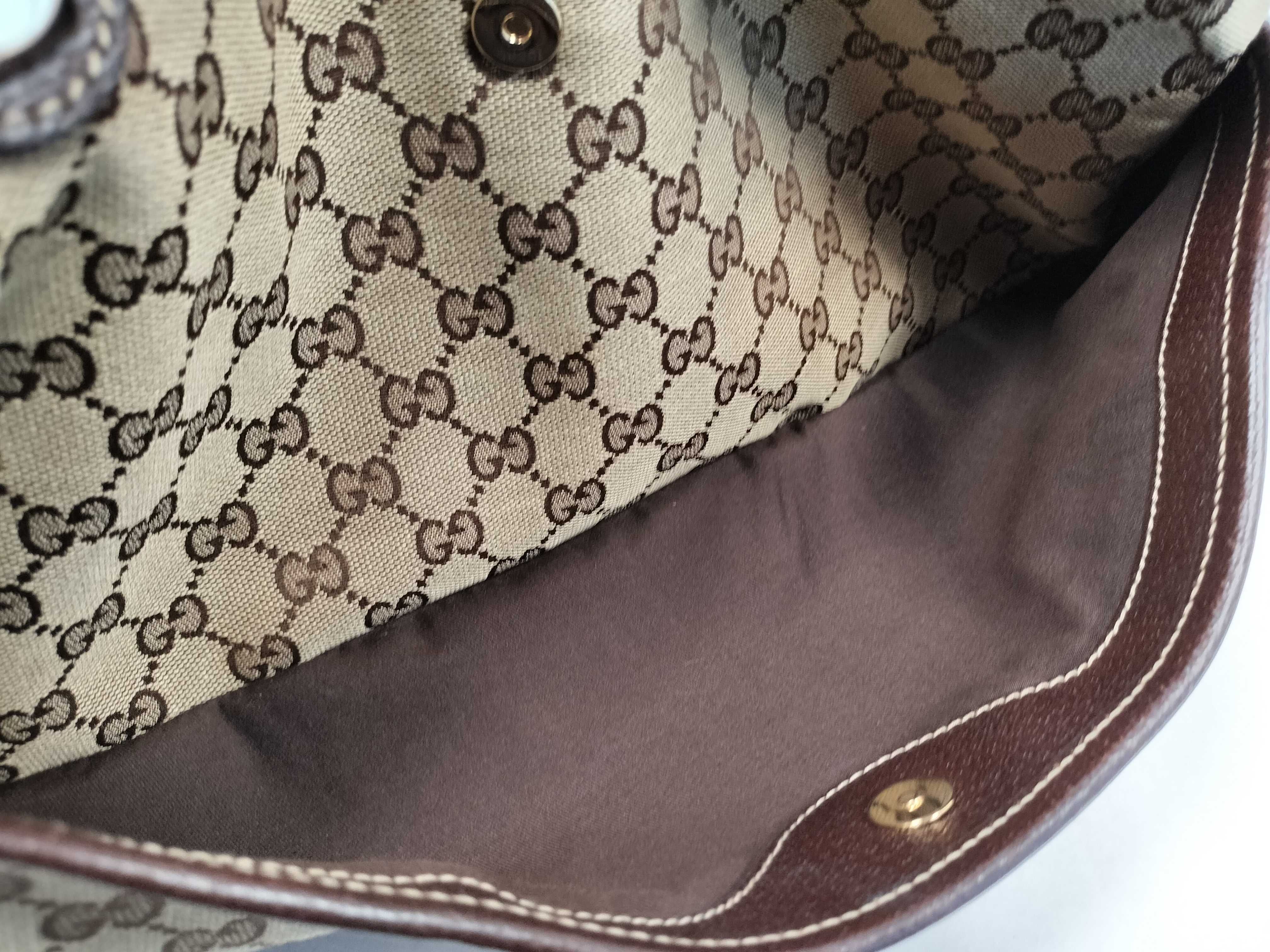 GG Canvas Gucci Handbag — view 13