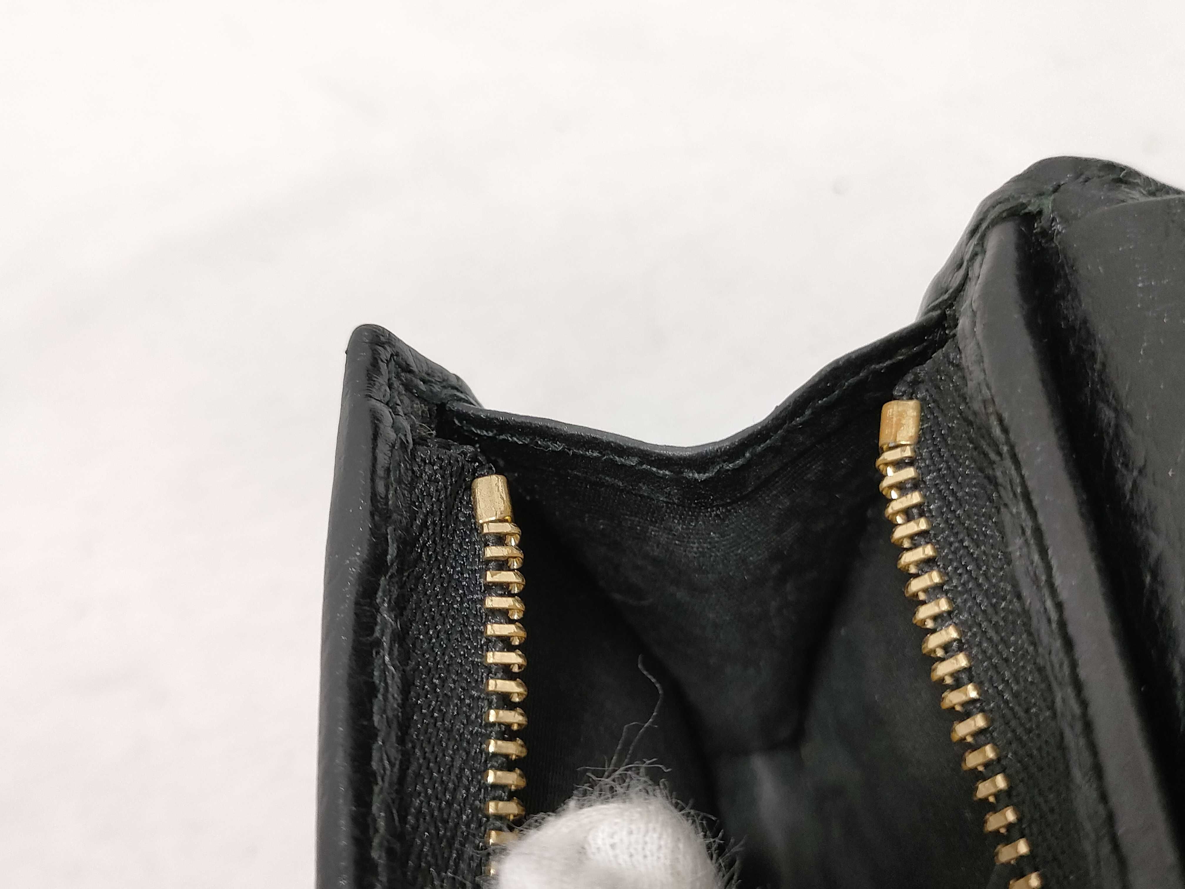 bi-fold wallet — view 10