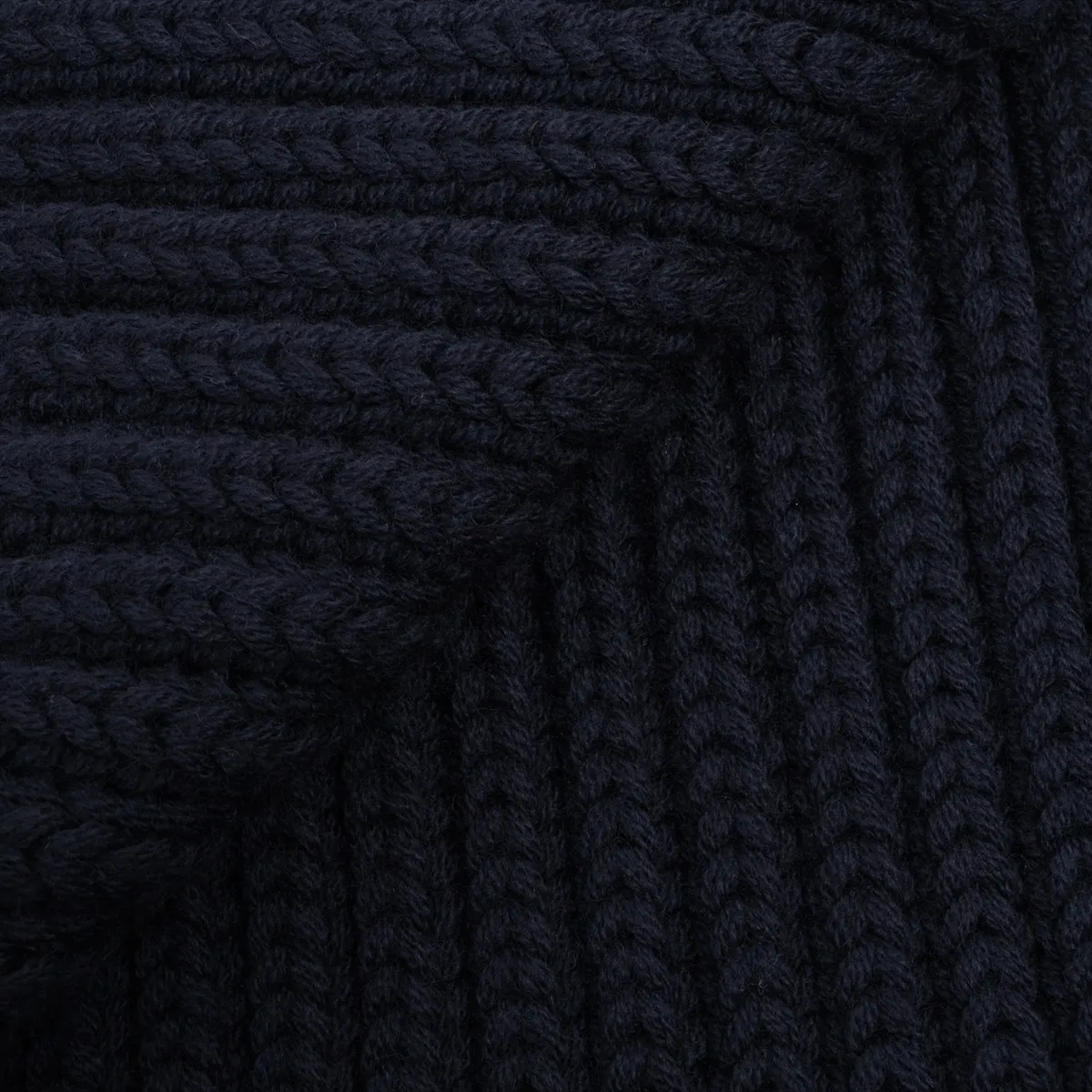 1FS137 Triangle Logo Muffler Wool Navy — view 2