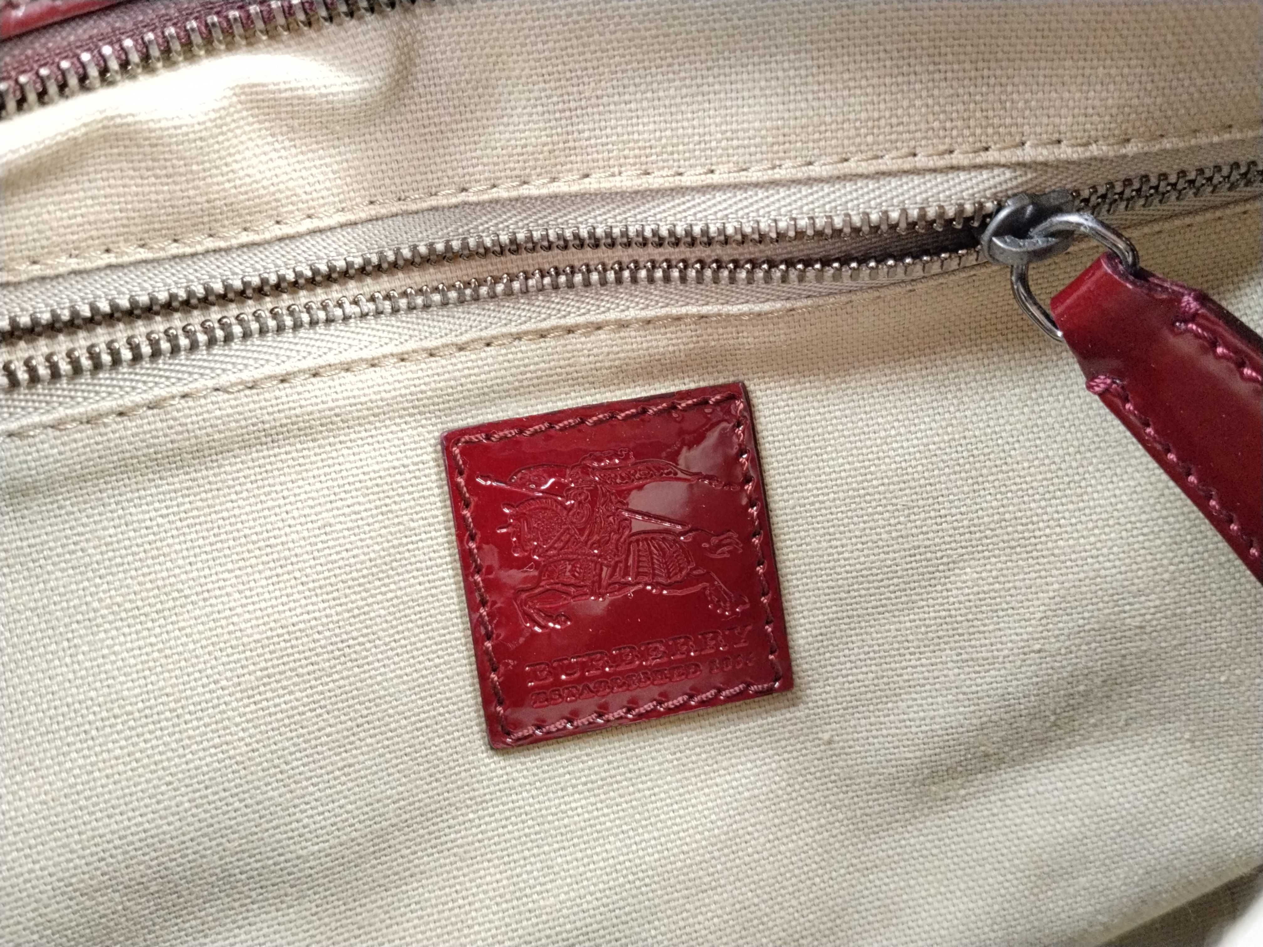 Heart Nova Check Pattern Boston Bag — view 12
