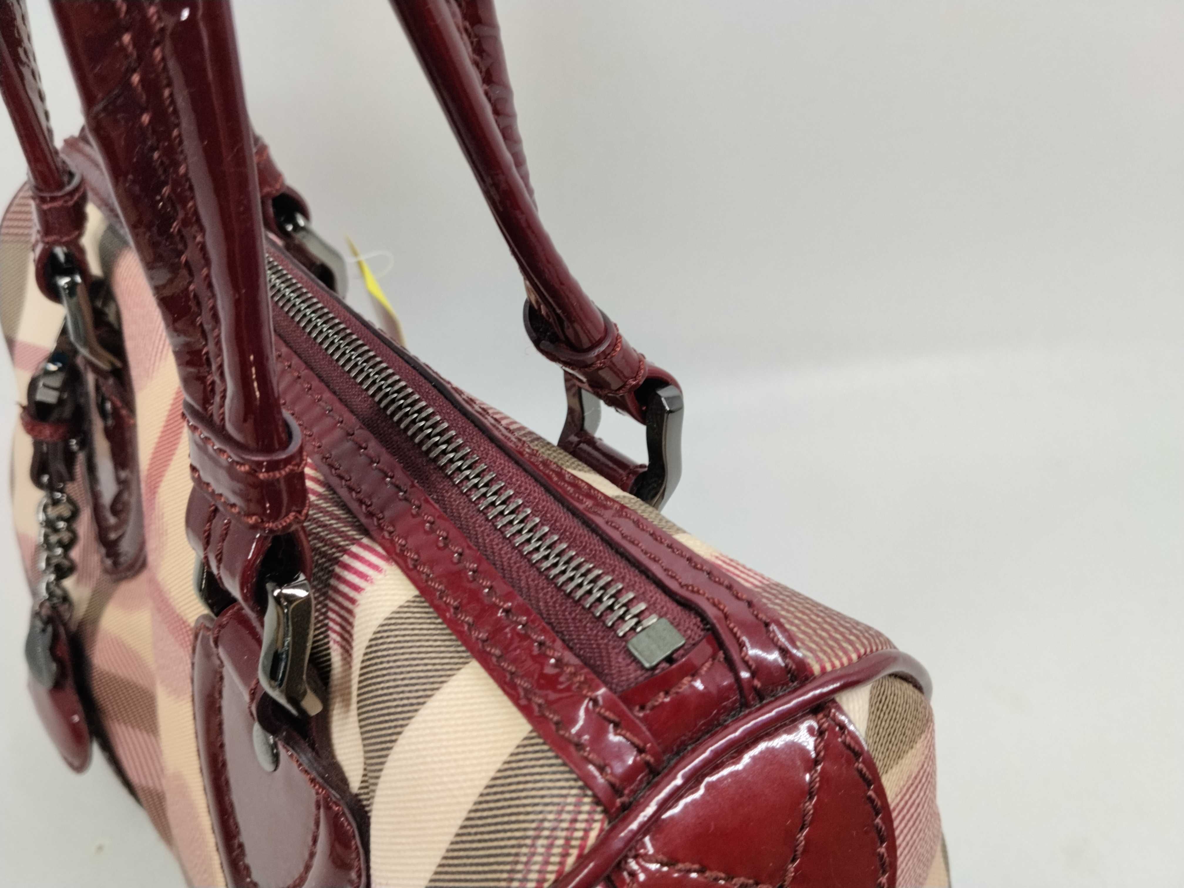 Heart Nova Check Pattern Boston Bag — view 6