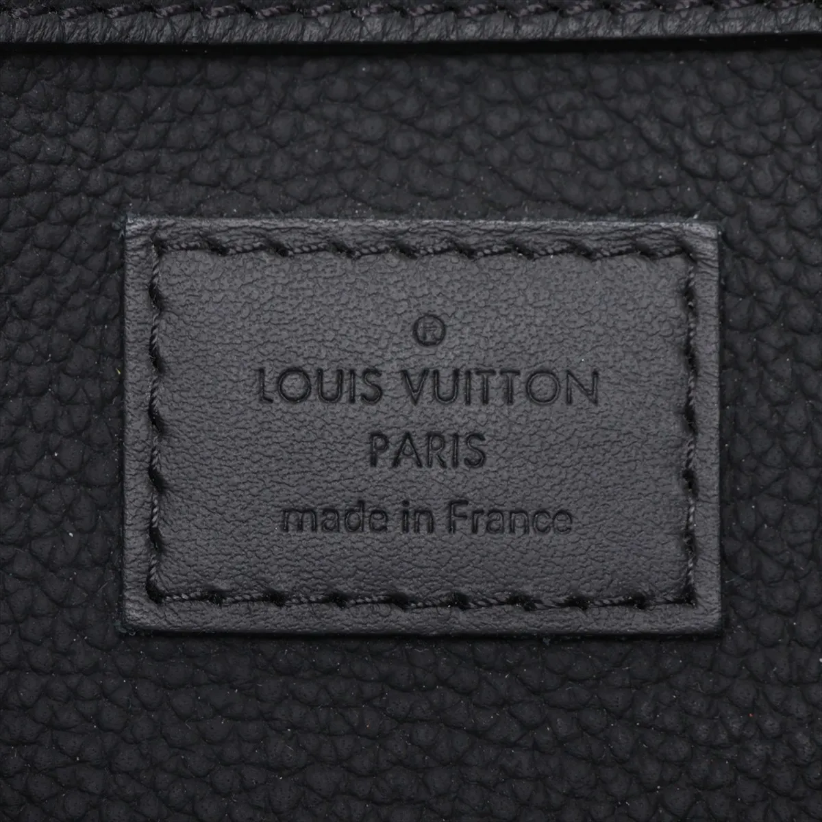 LV Aerogram Takeoff Sling M57081 Black (RFID detected) — view 8