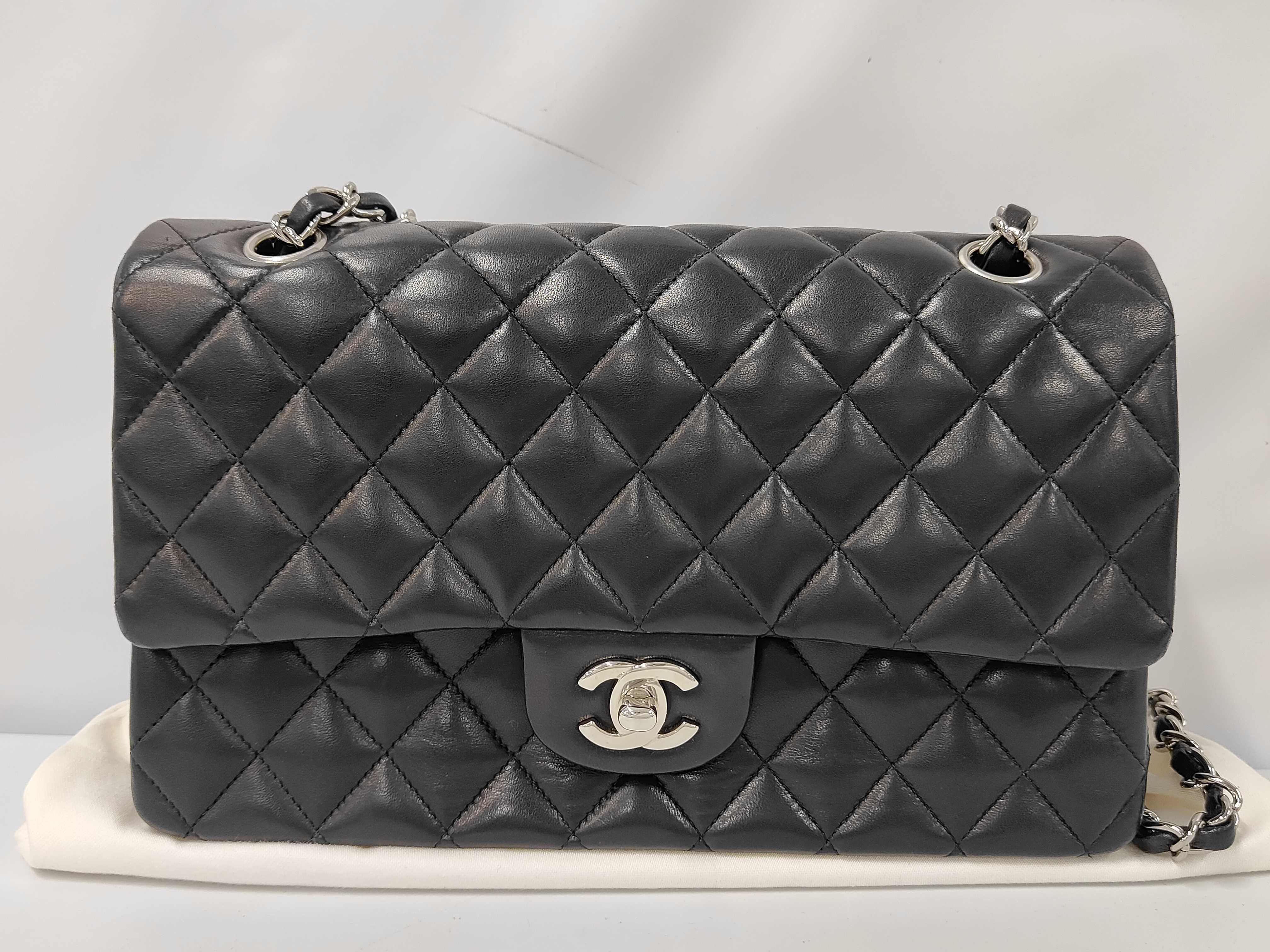 W-Flap 25 Chain Shoulder Bag, Matelassé Lambskin, Black, SS Shoulder Bag