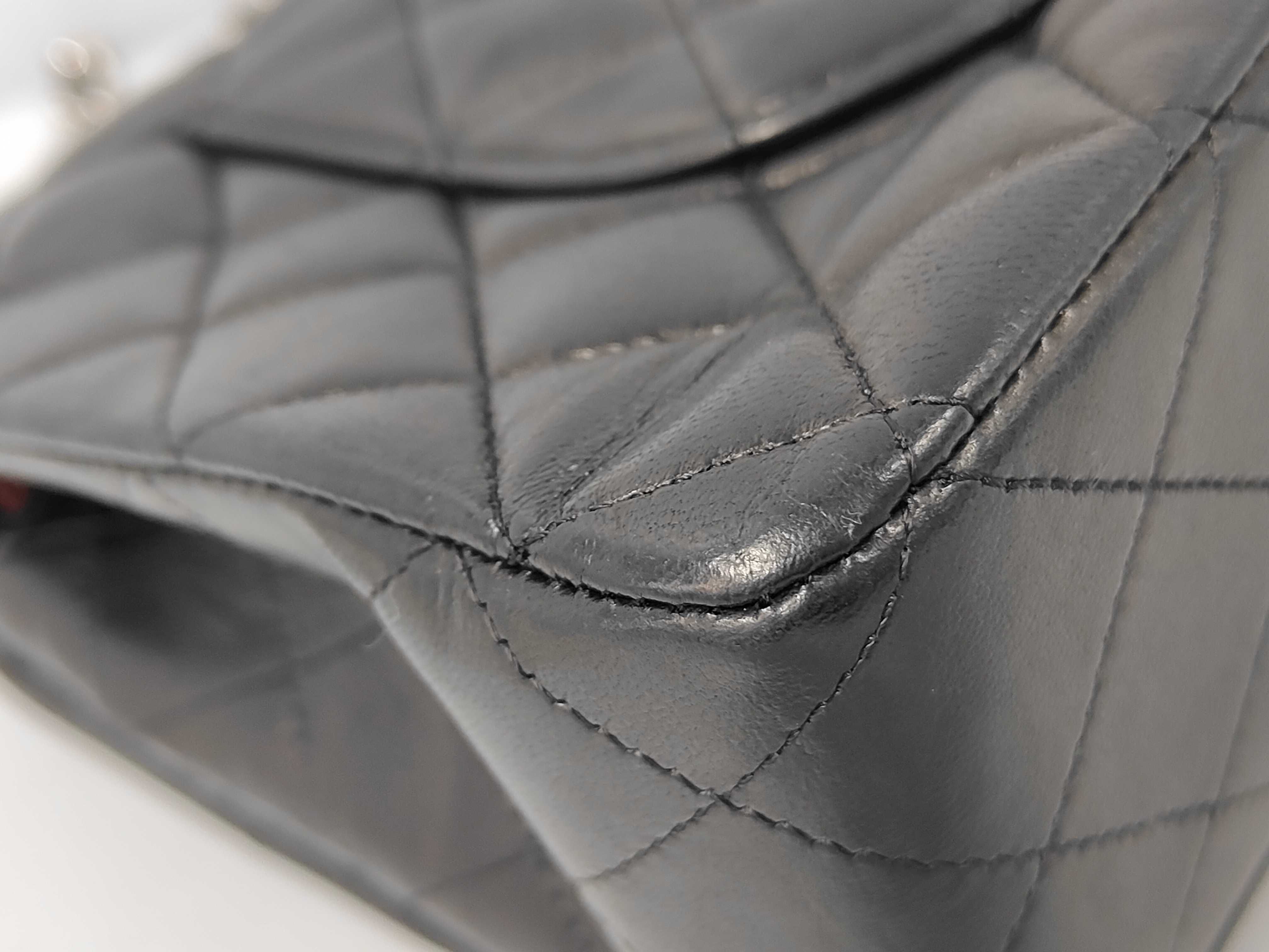 W-Flap 25 Chain Shoulder Bag, Matelassé Lambskin, Black, SS Shoulder Bag — view 4