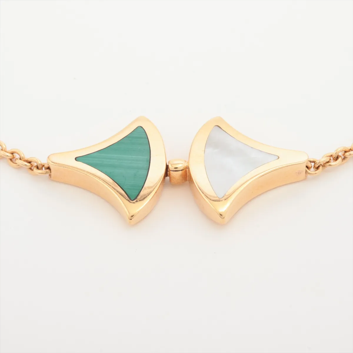 Diva's Dream Malachite Shell Bracelet 750 (PG) 14.6g SM N42CZ1 Malachite has — view 2