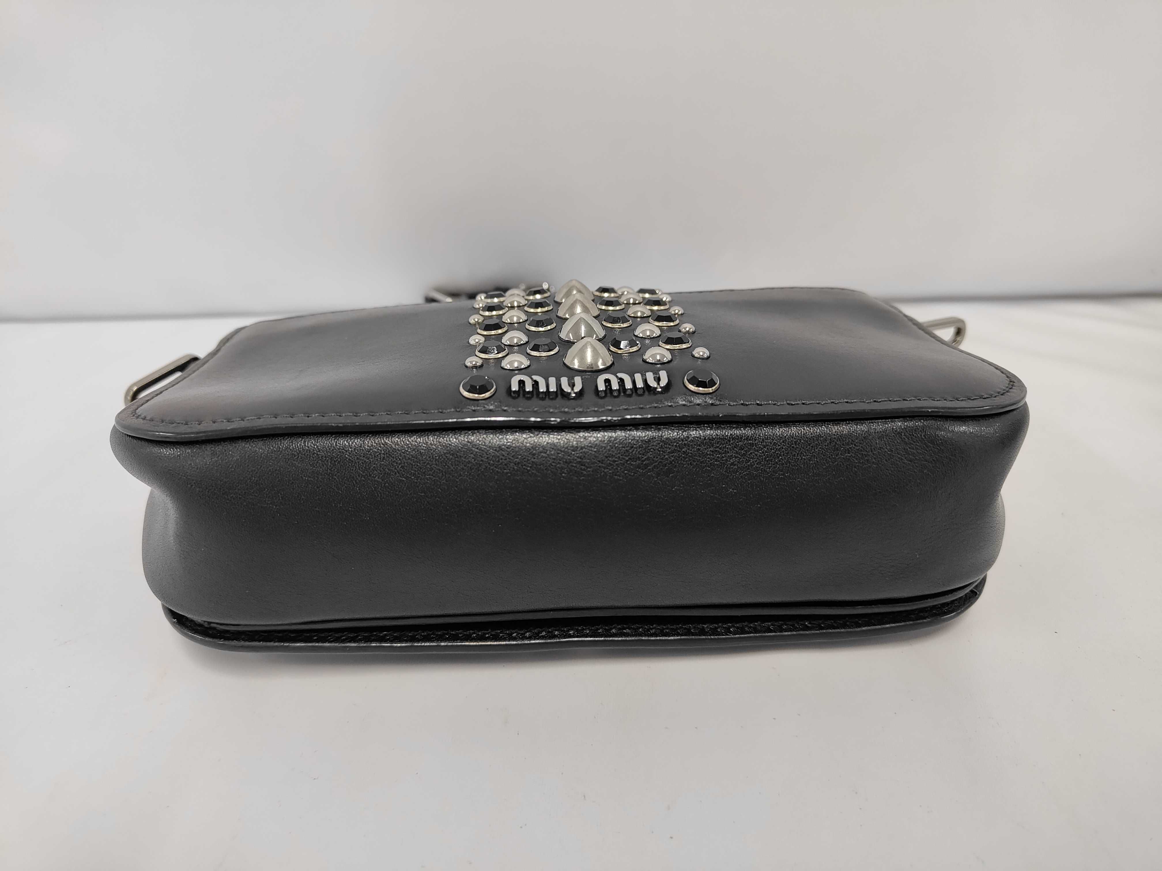 studded shoulder bag, black. — view 3
